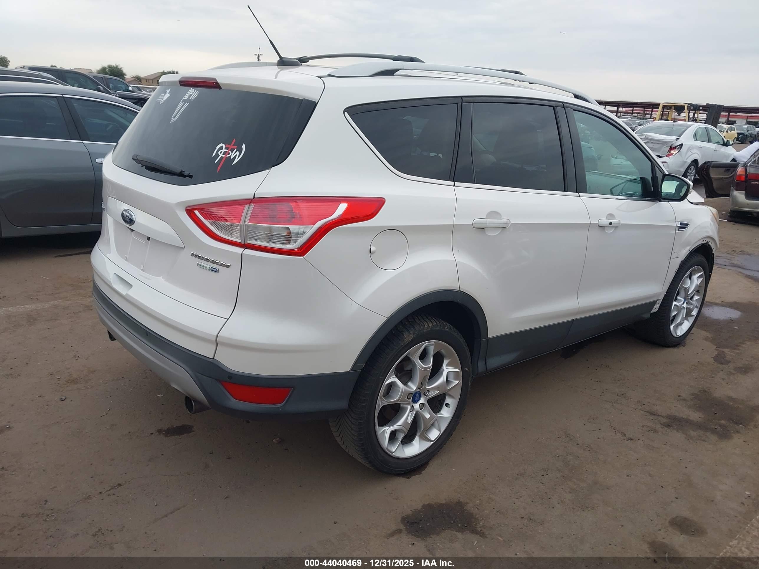 FORD ESCAPE image 4