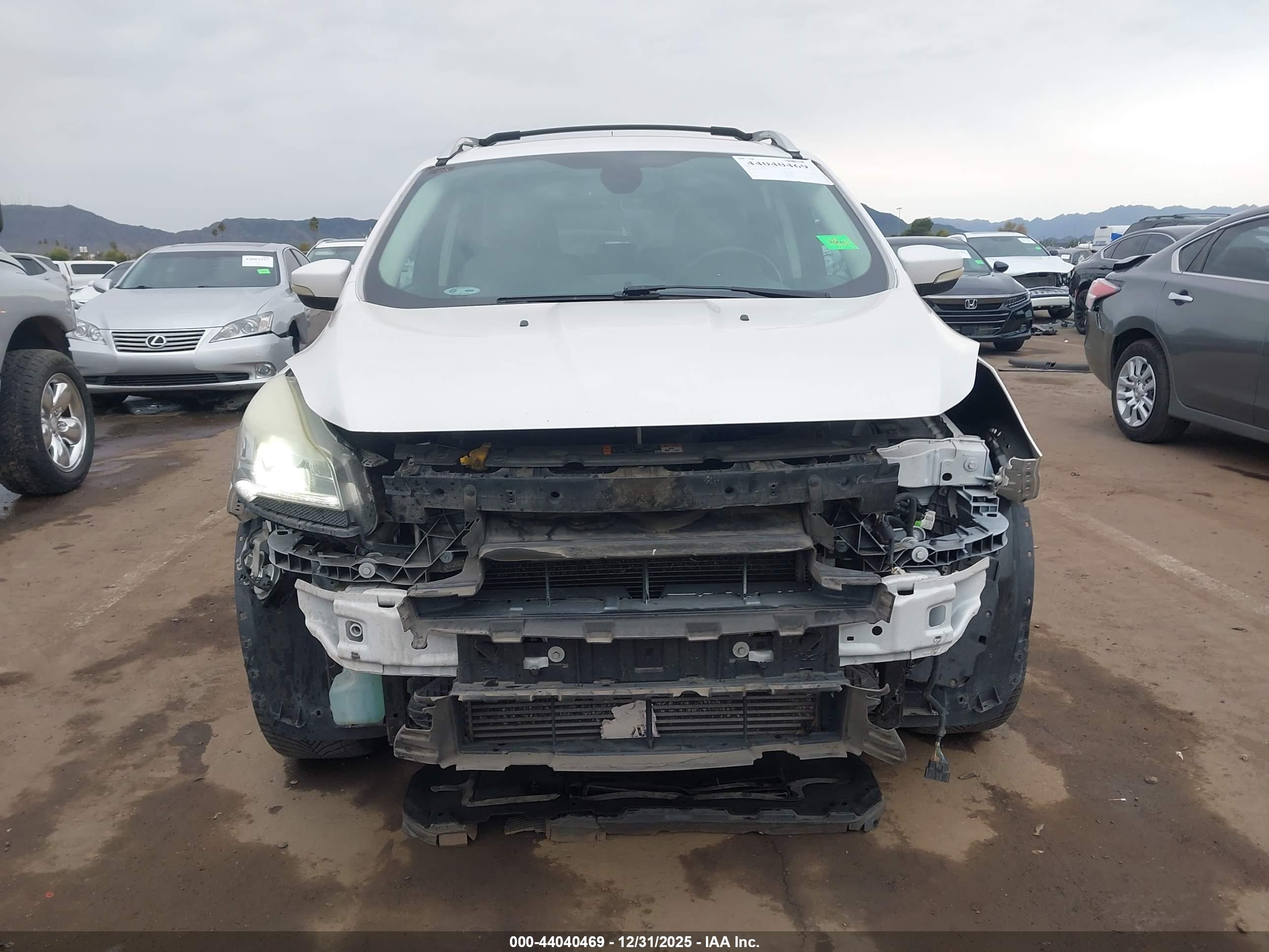 FORD ESCAPE image 6