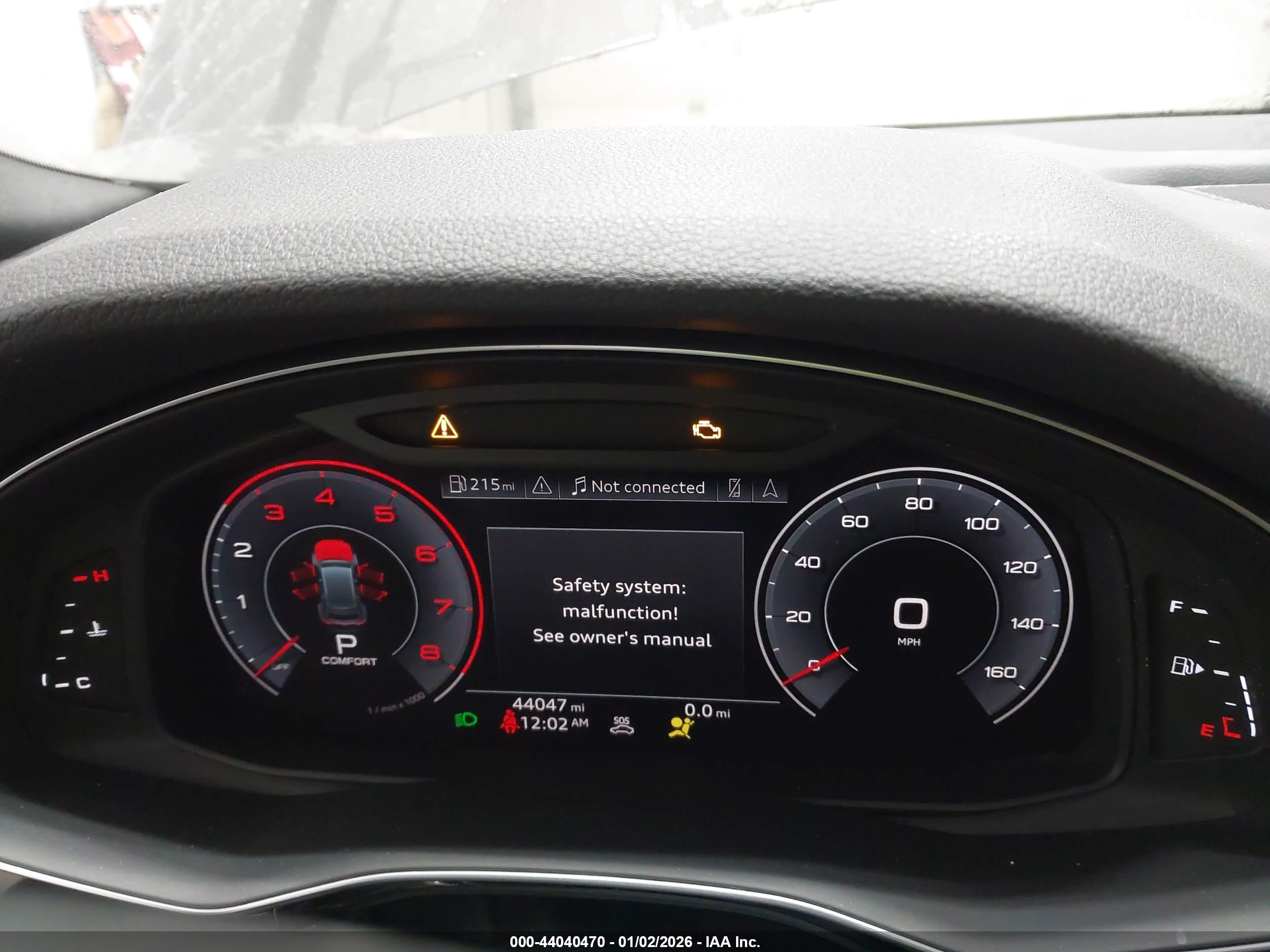 AUDI Q8 image 7