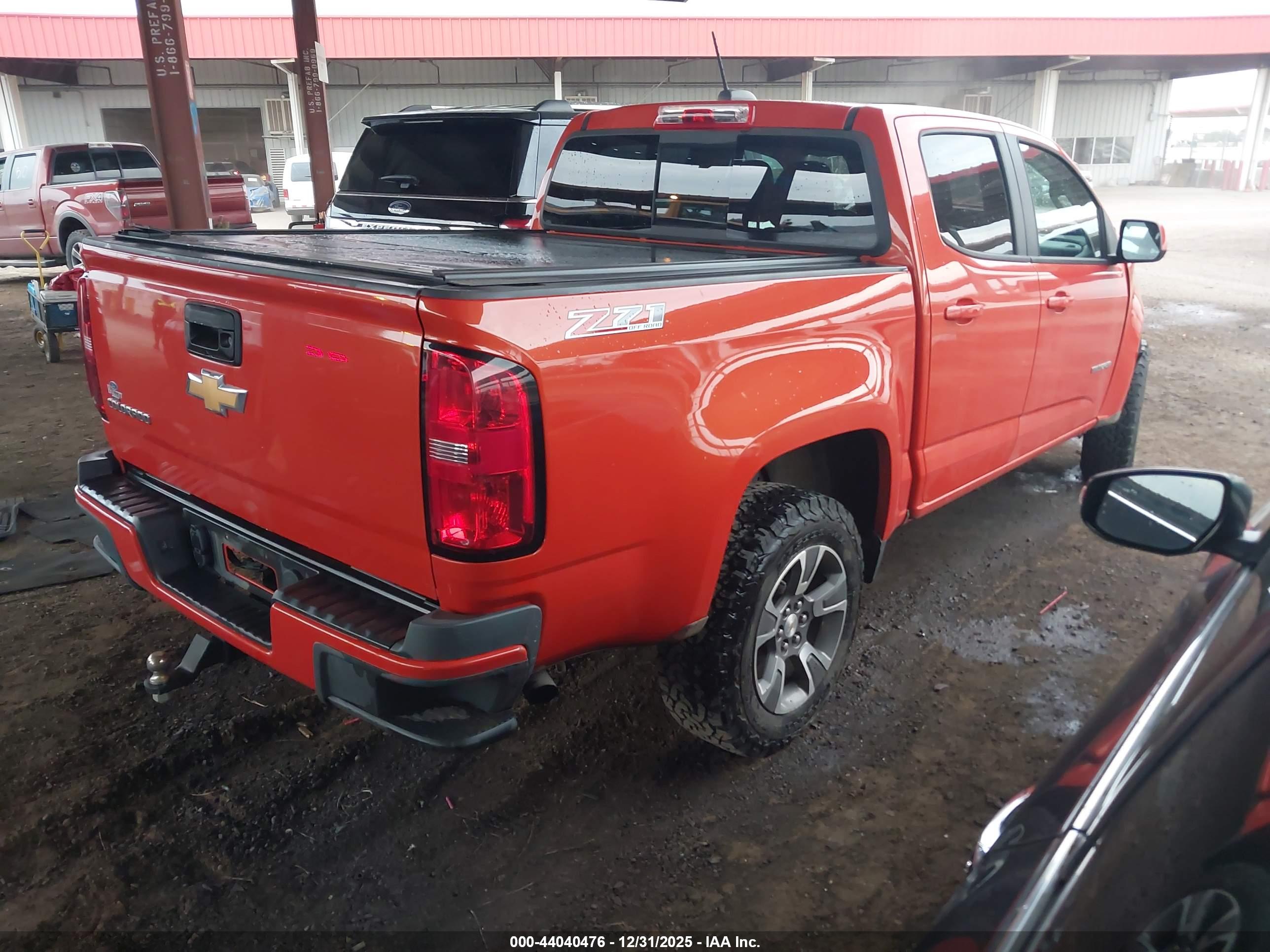 CHEVROLET COLORADO image 4