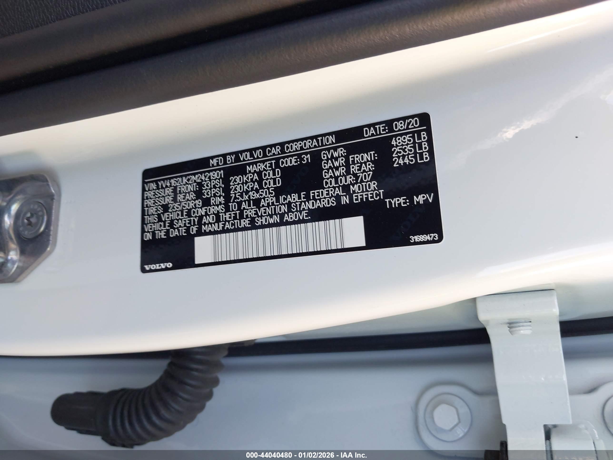 VOLVO XC40 image 9