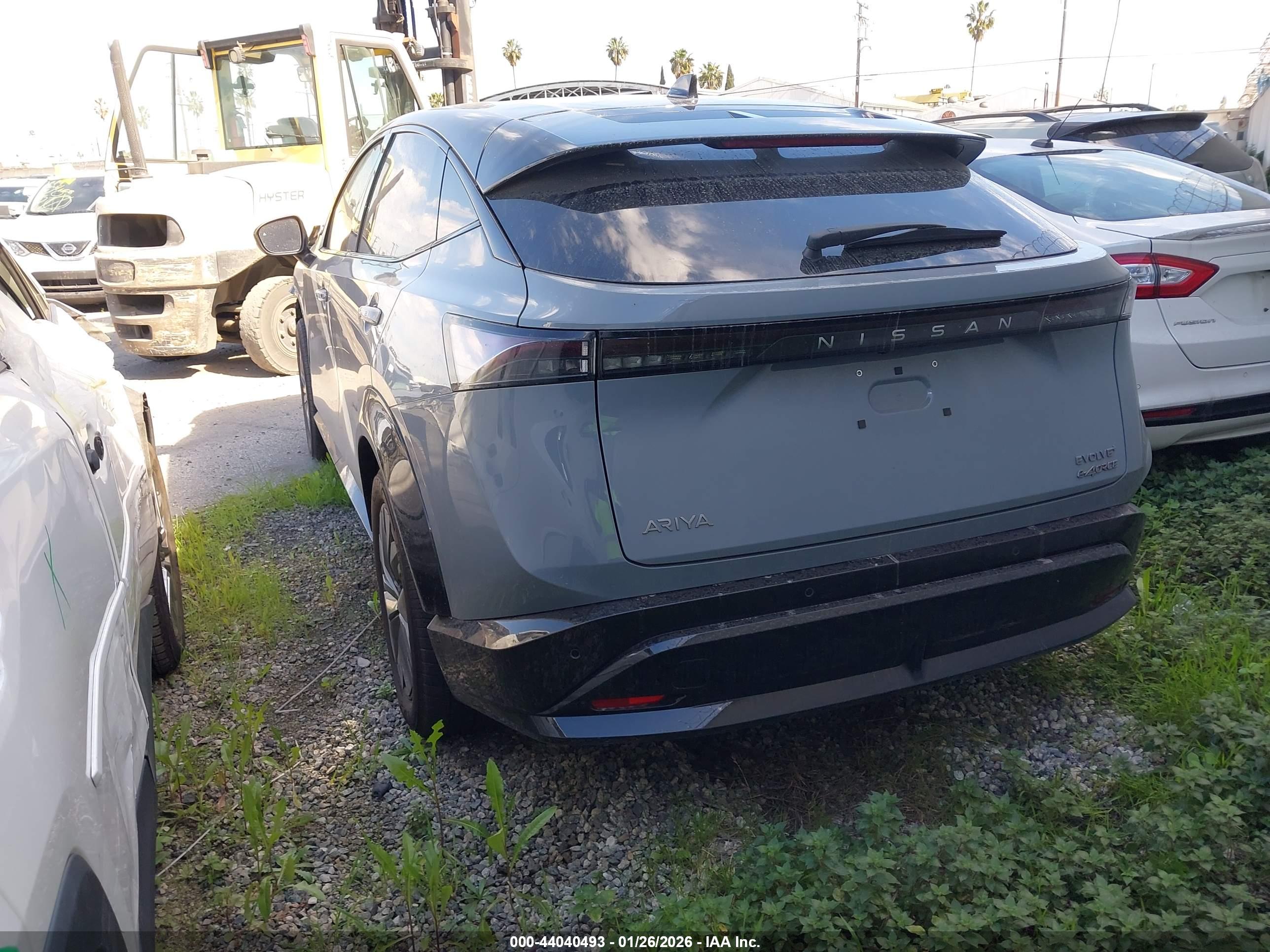 NISSAN ARIYA image 3