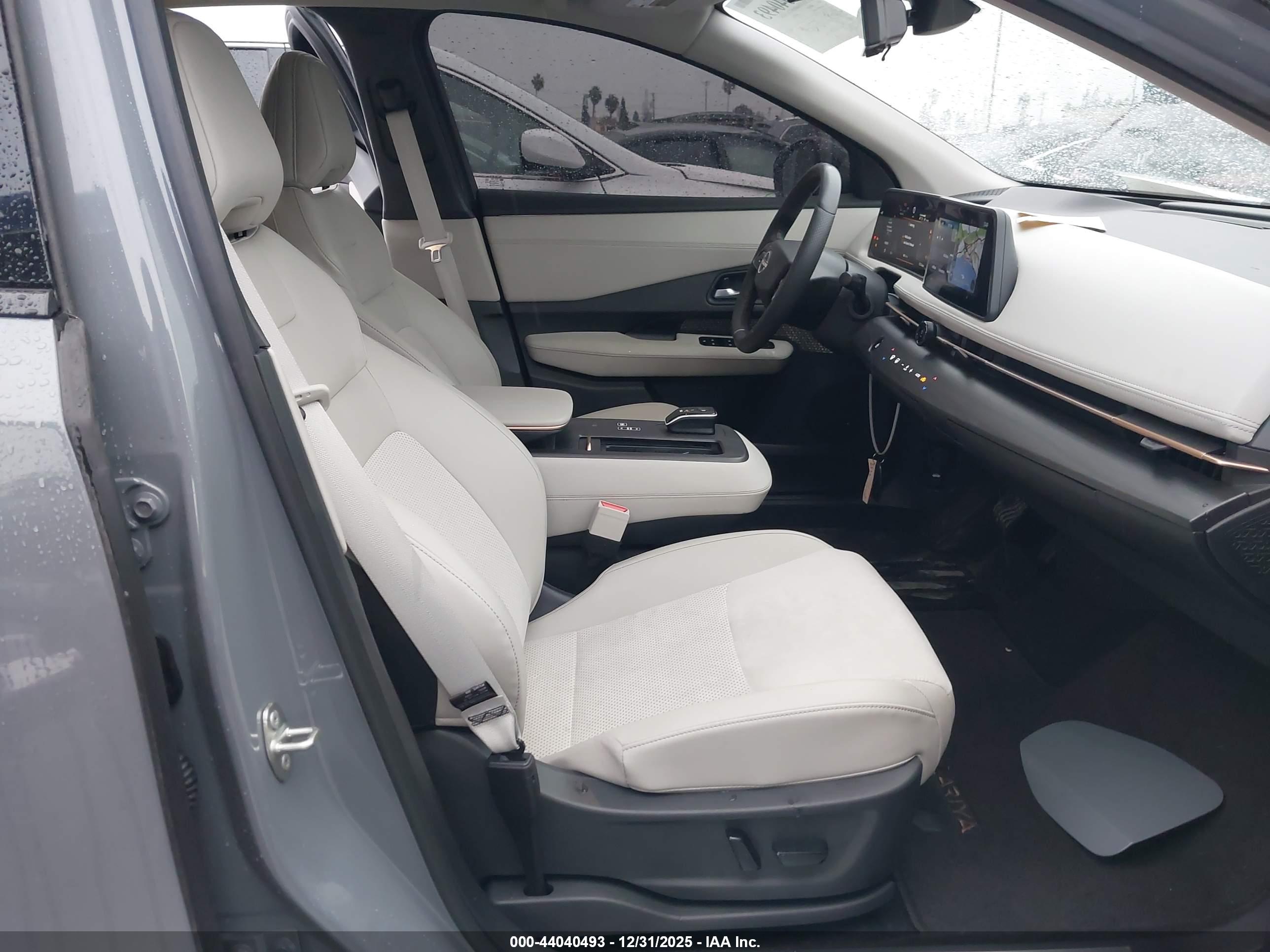 NISSAN ARIYA image 5