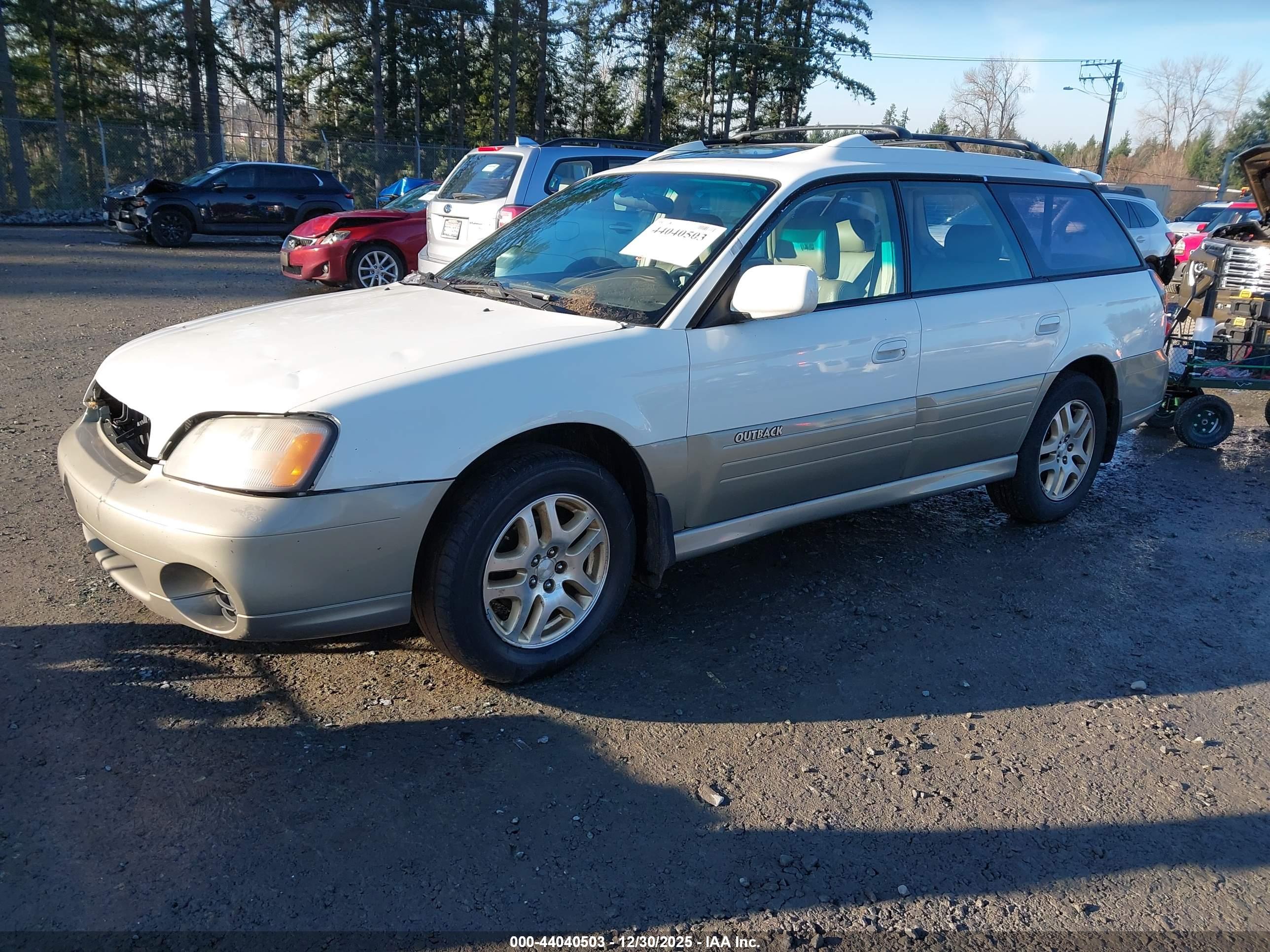 SUBARU OUTBACK image 2