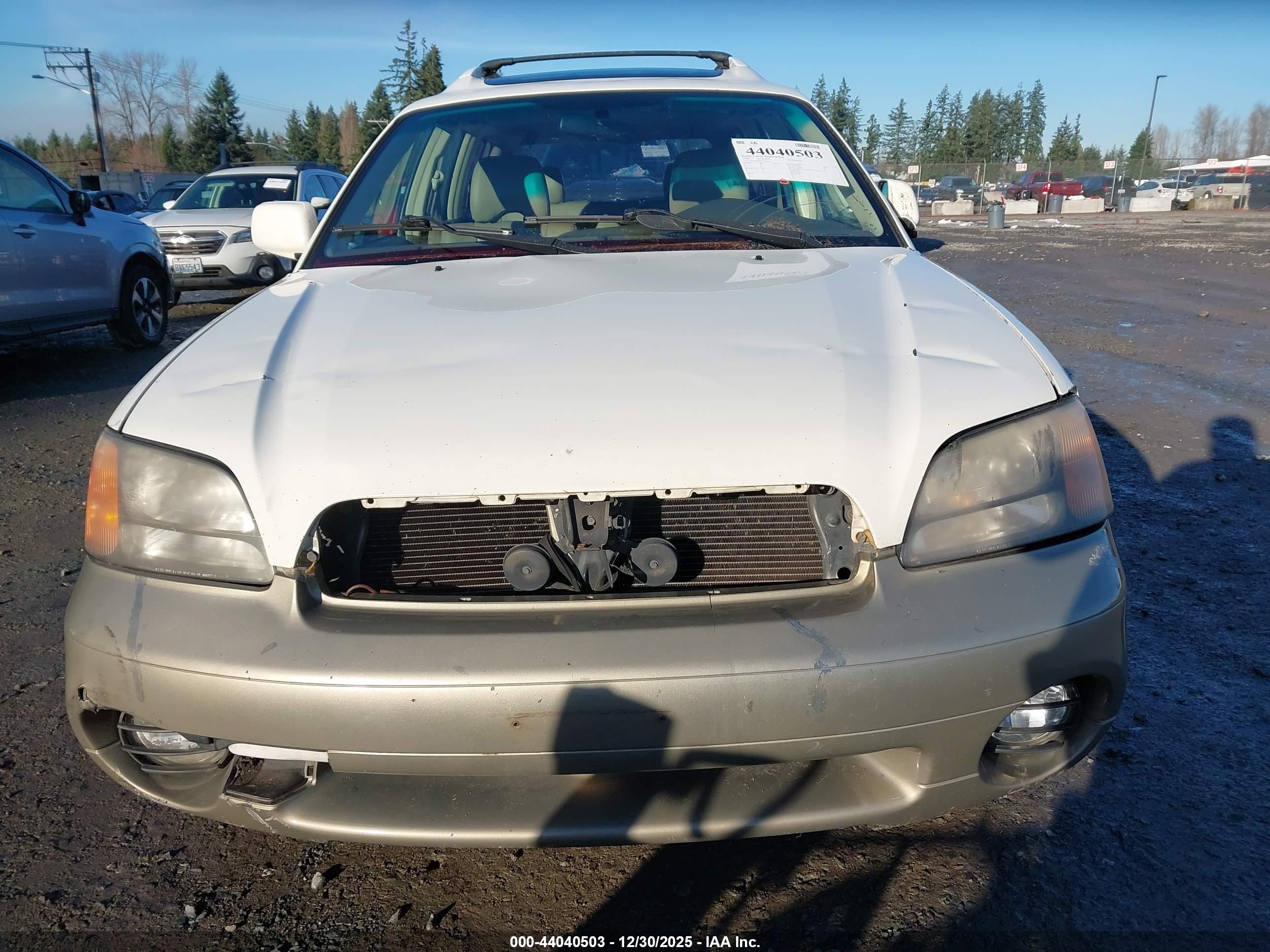 SUBARU OUTBACK image 6