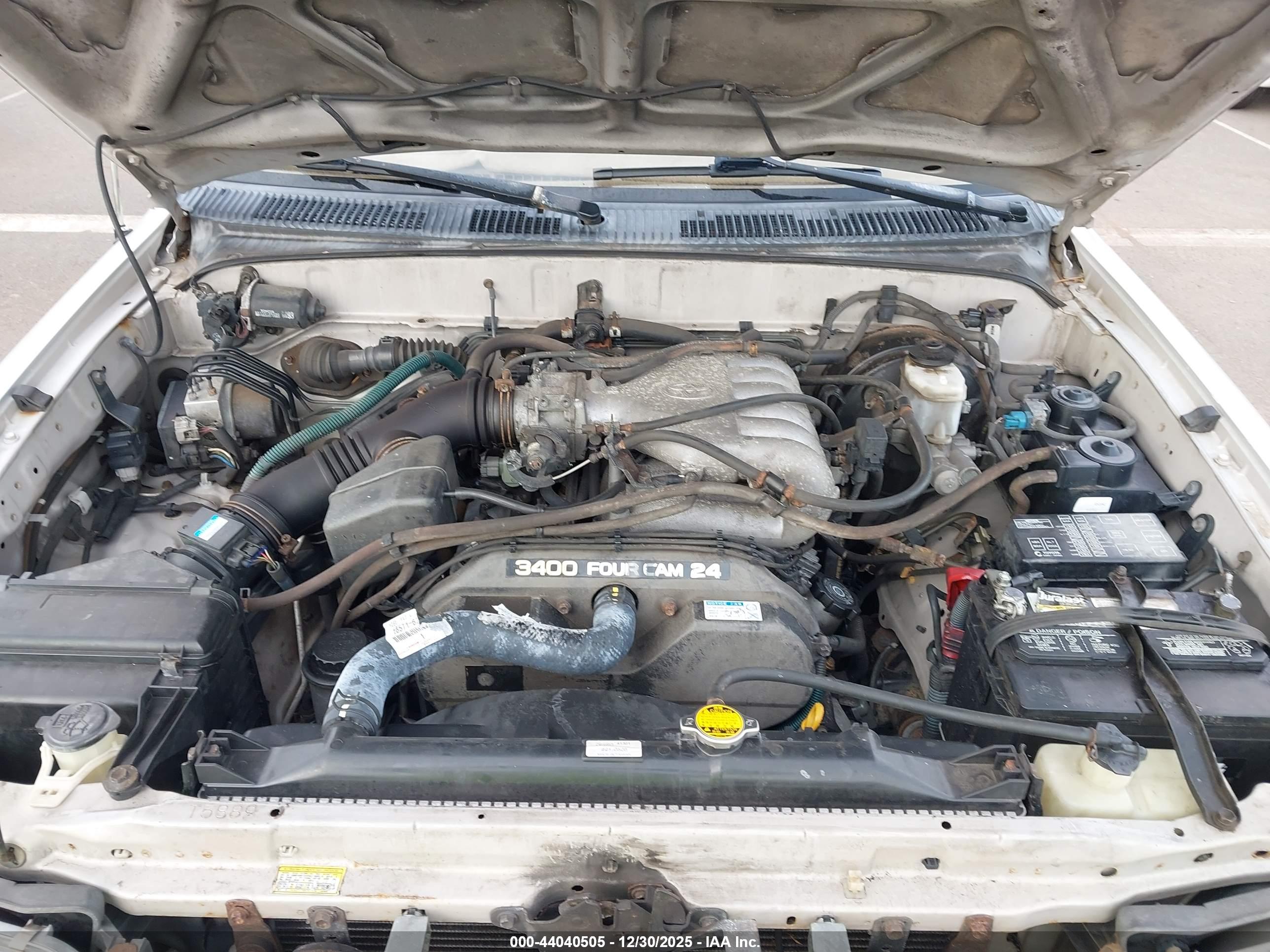TOYOTA 4RUNNER image 10