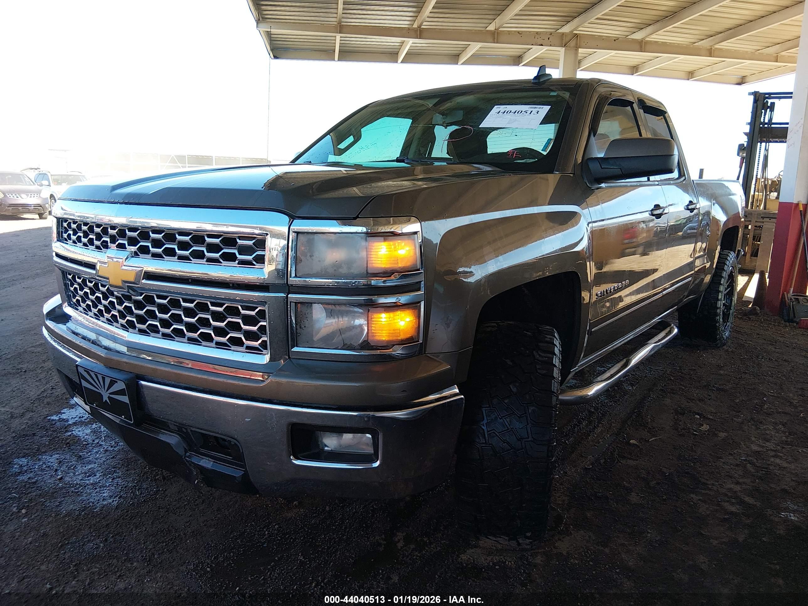 CHEVROLET SILVERADO image 2