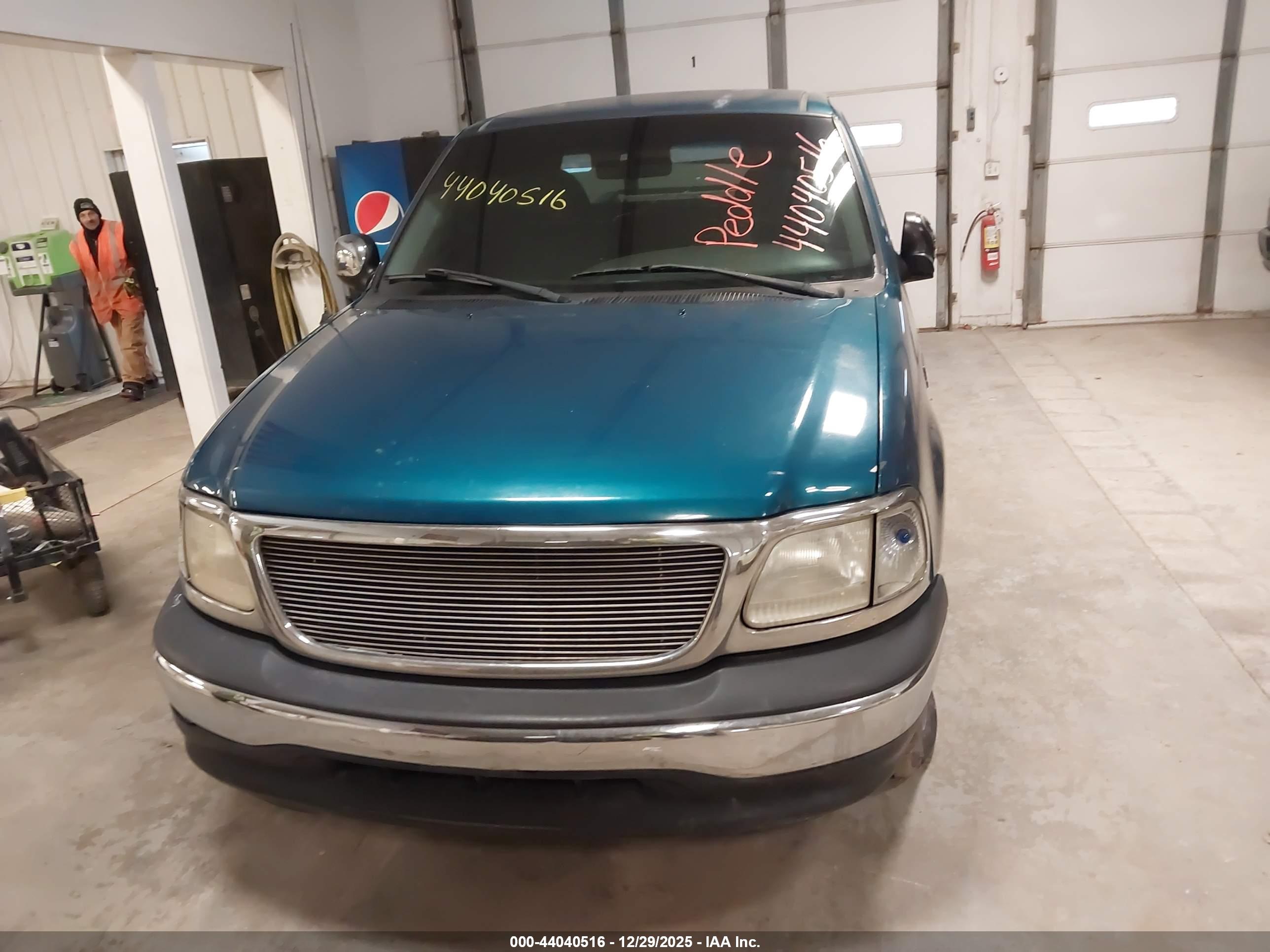 FORD F-150 image 6