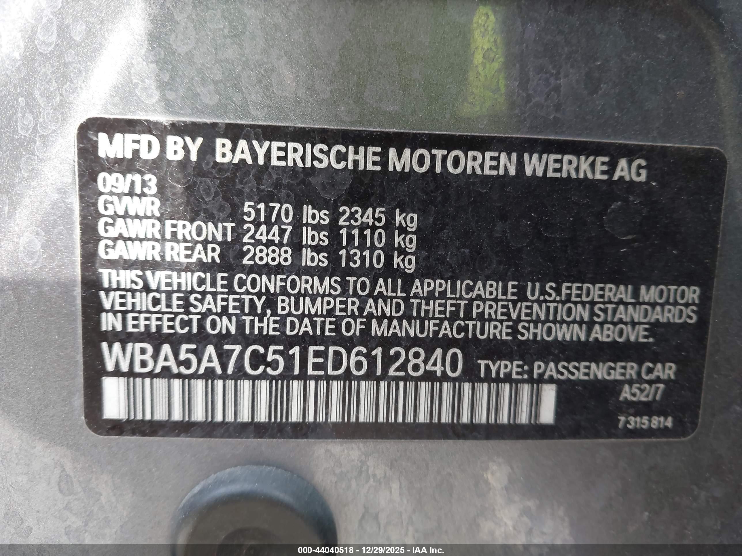 BMW 528I image 9