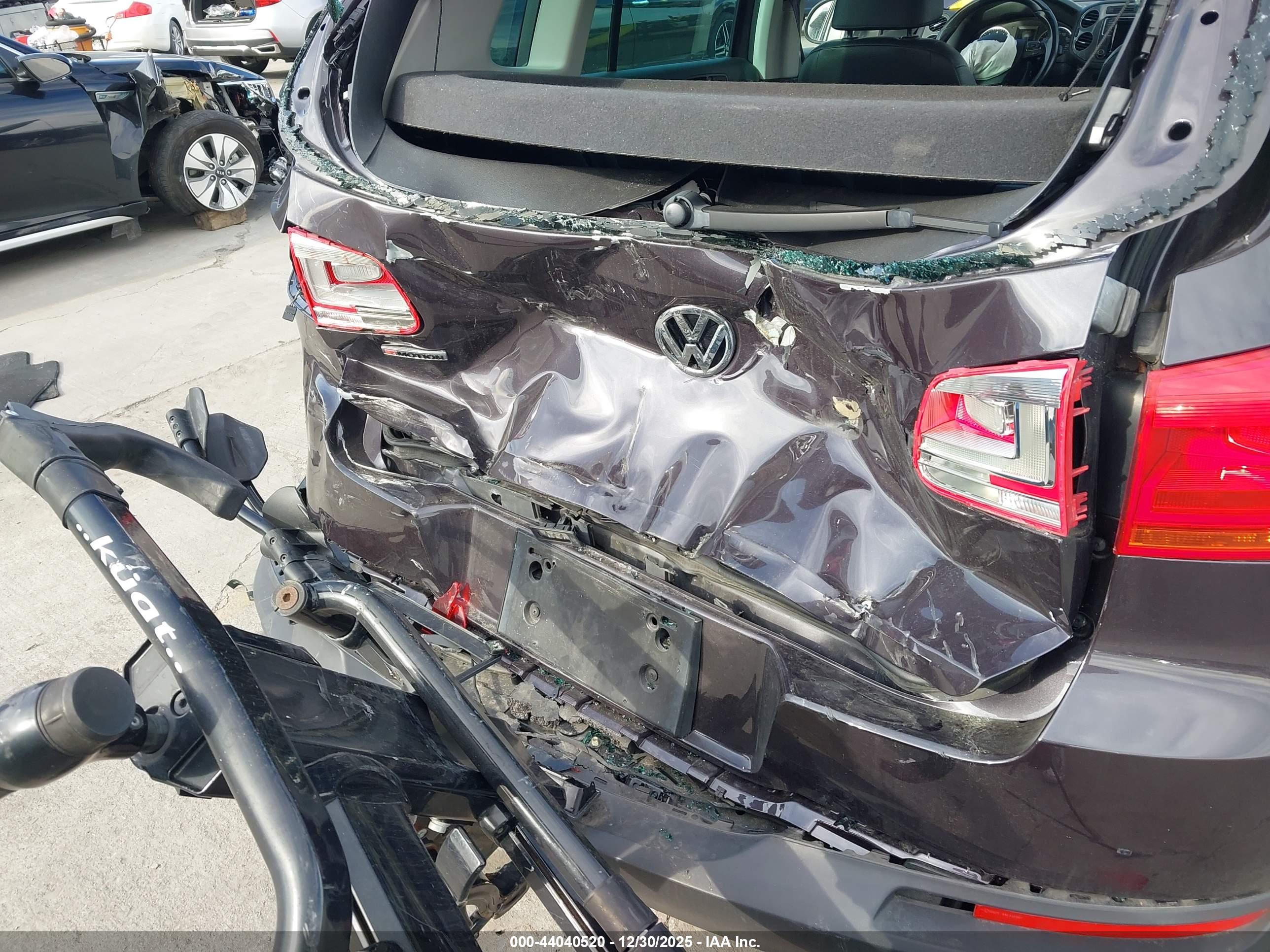 VOLKSWAGEN TIGUAN image 6