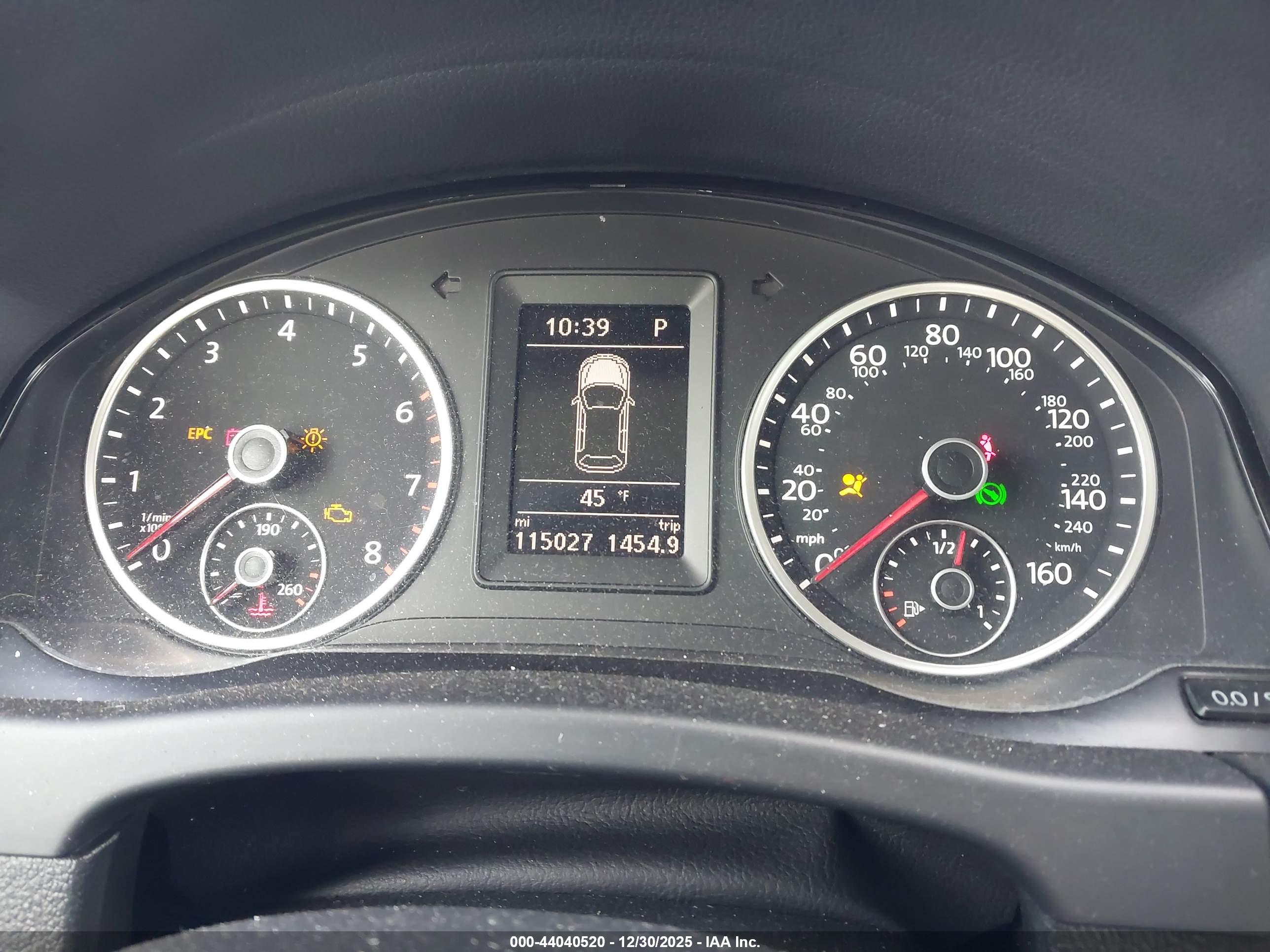 VOLKSWAGEN TIGUAN image 7
