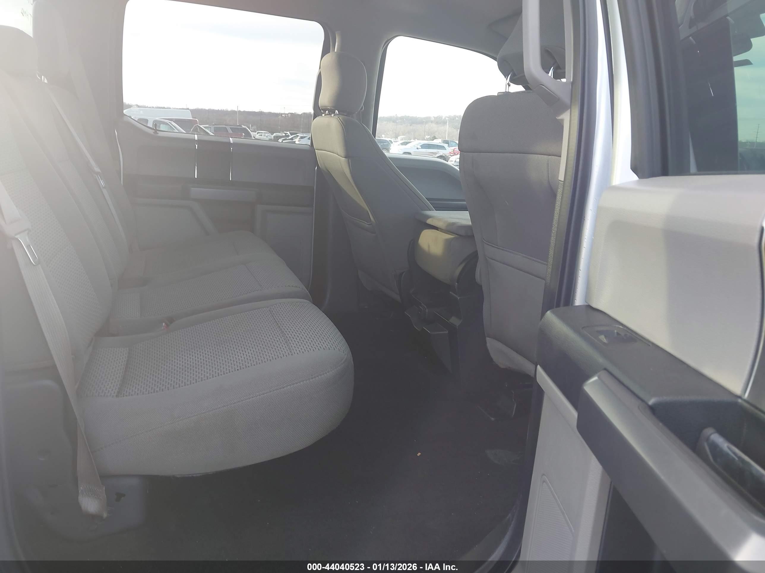FORD F-150 image 8