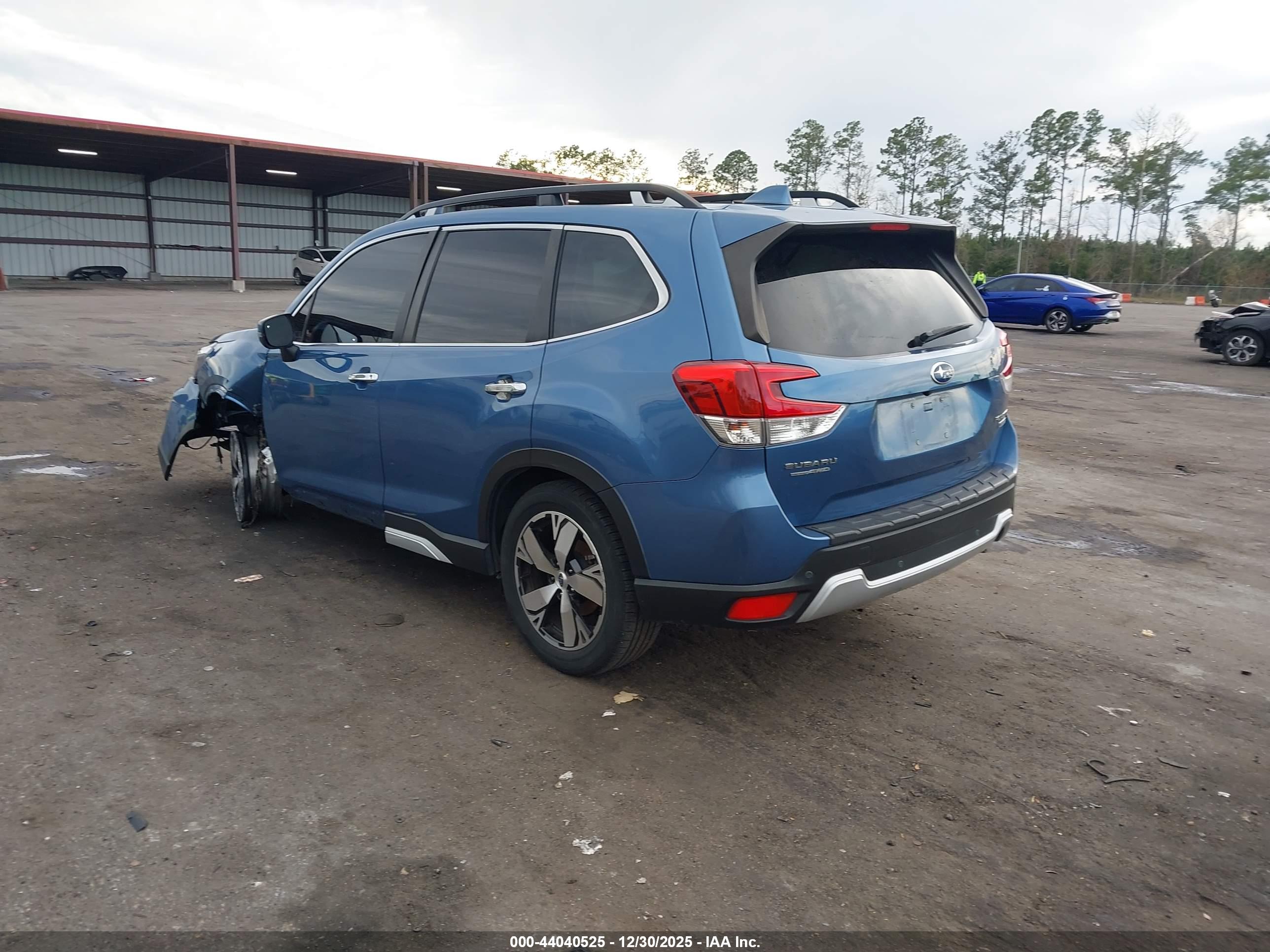 SUBARU FORESTER image 3