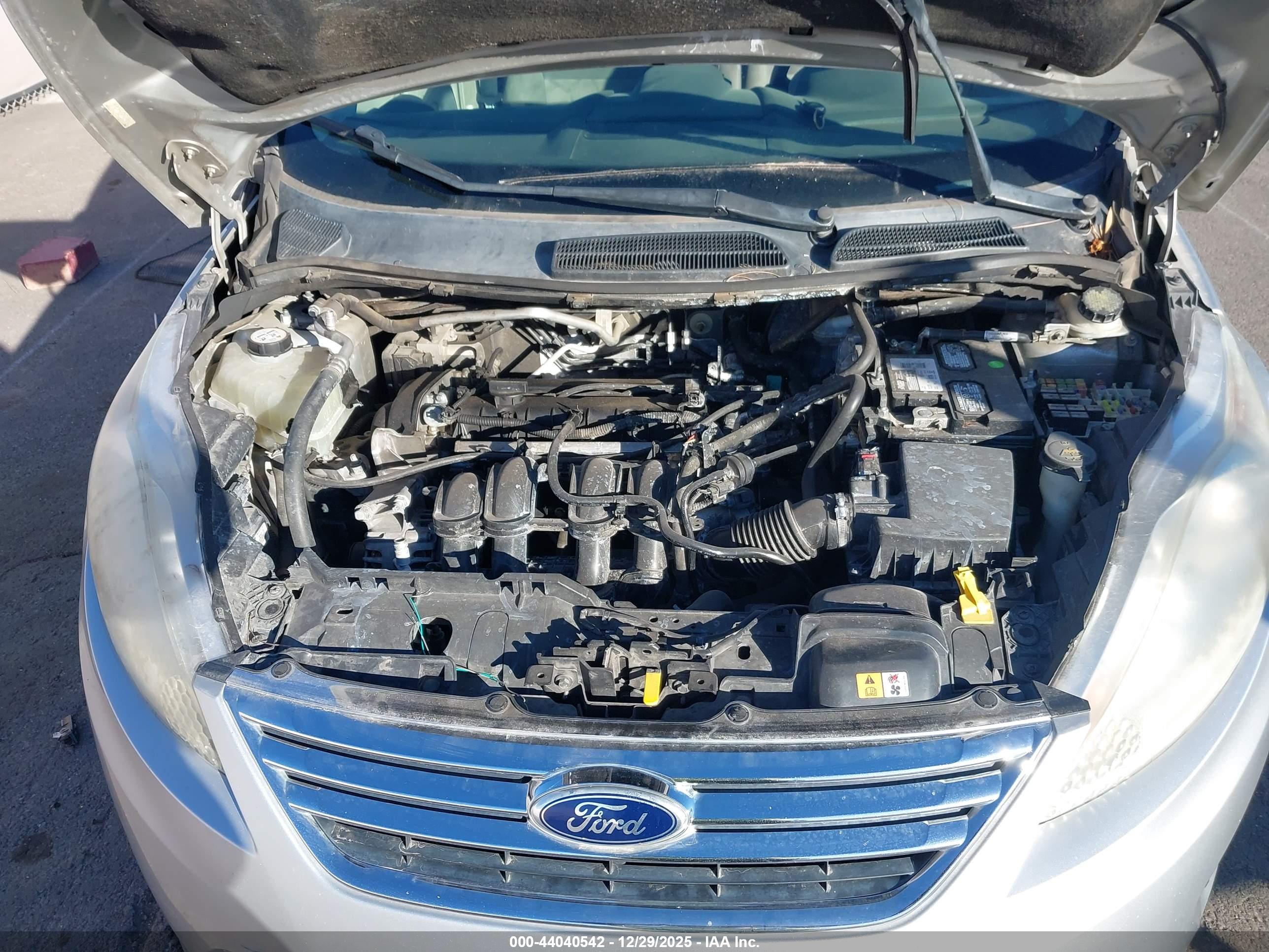 FORD FIESTA image 10