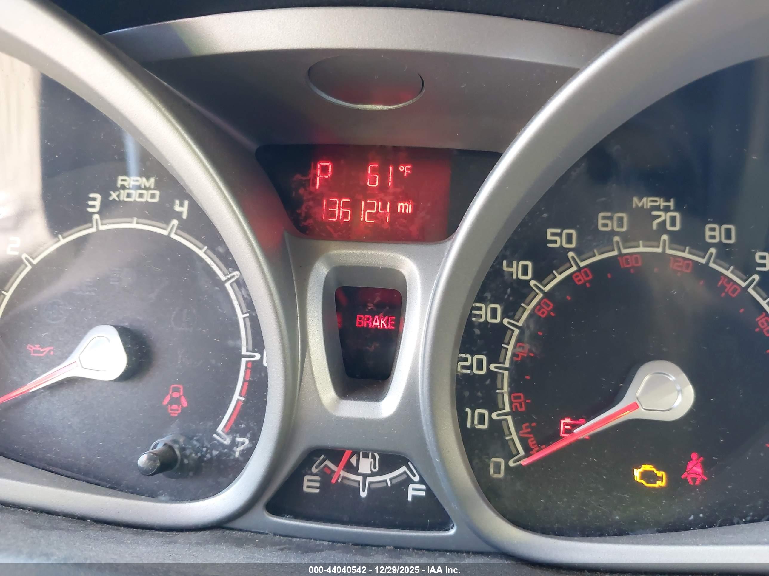 FORD FIESTA image 7