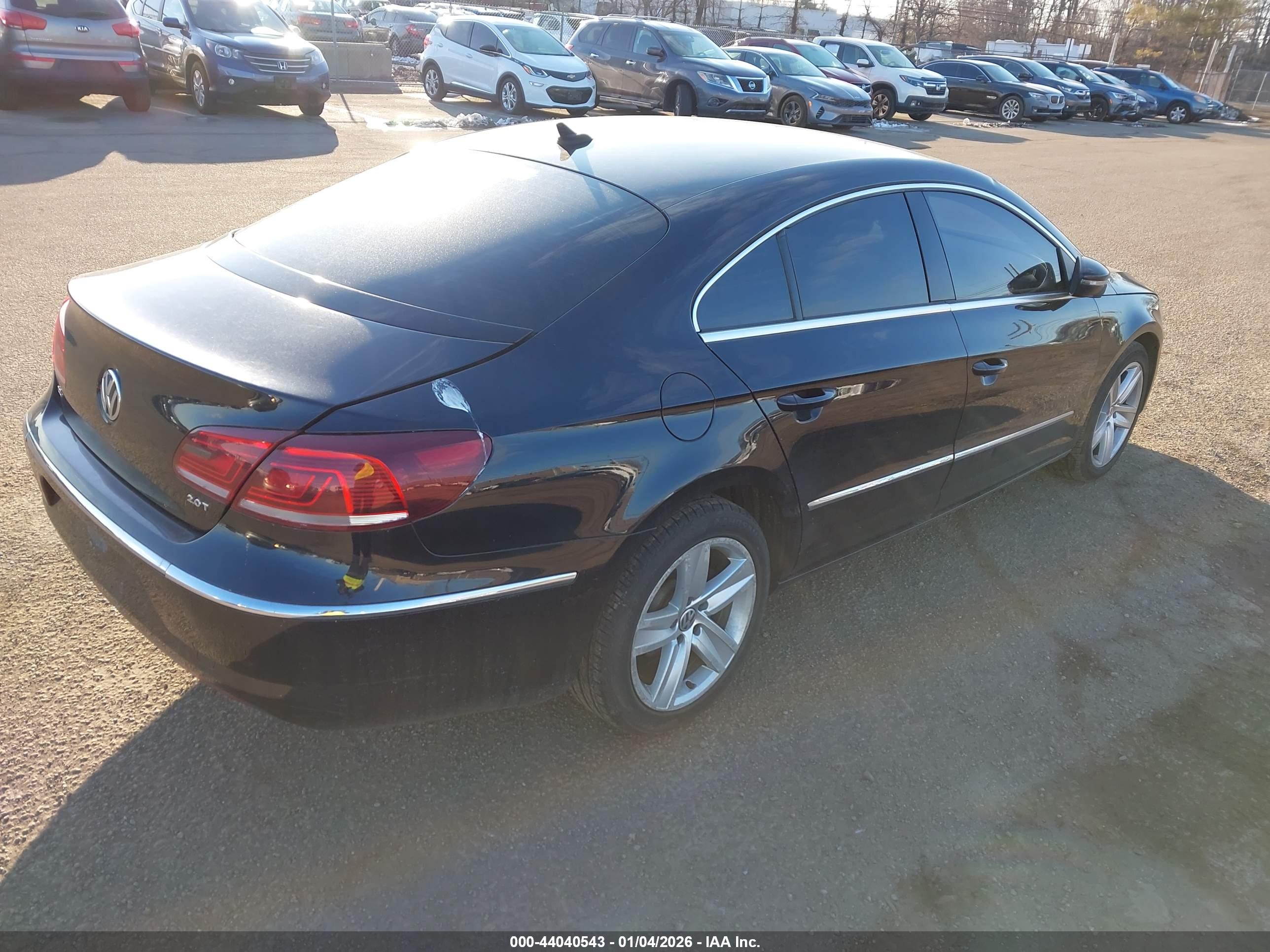 VOLKSWAGEN CC image 4