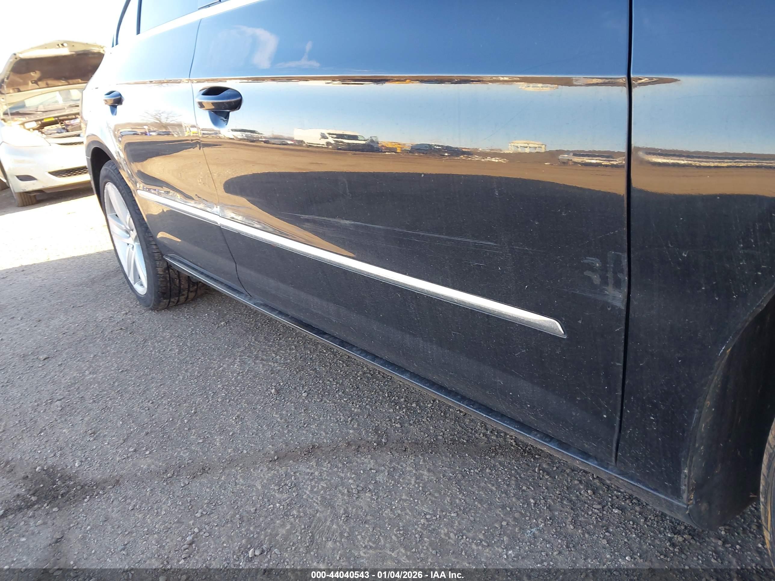 VOLKSWAGEN CC image 6