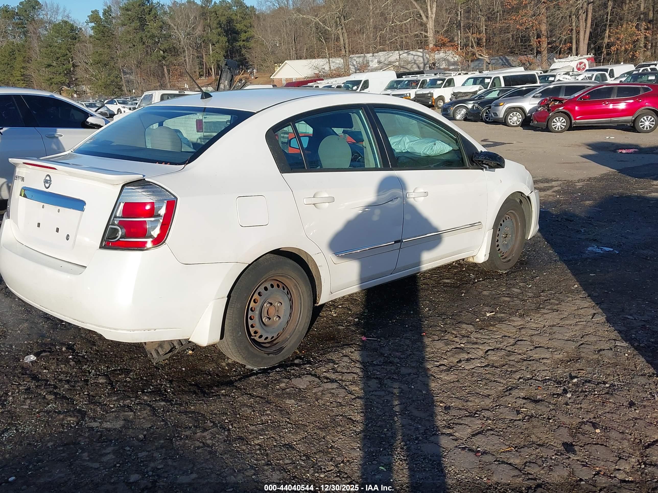 NISSAN SENTRA image 4