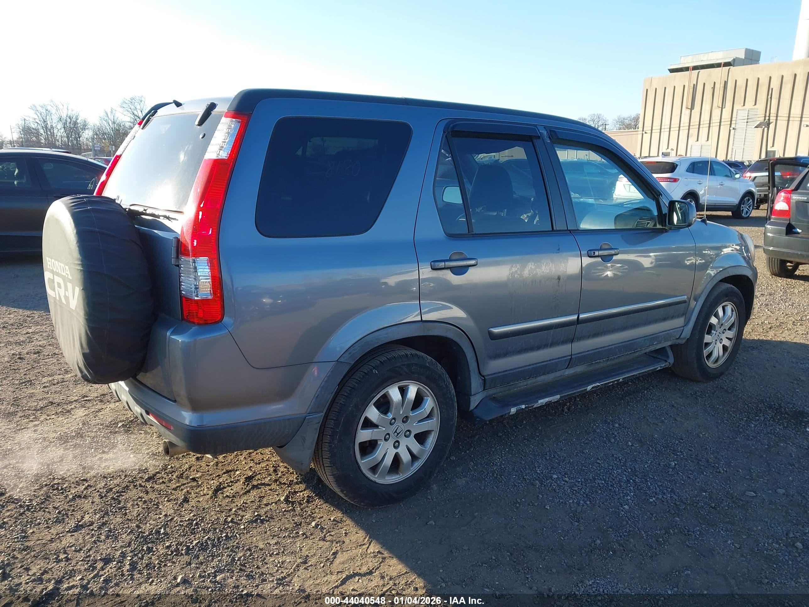 HONDA CR-V image 4