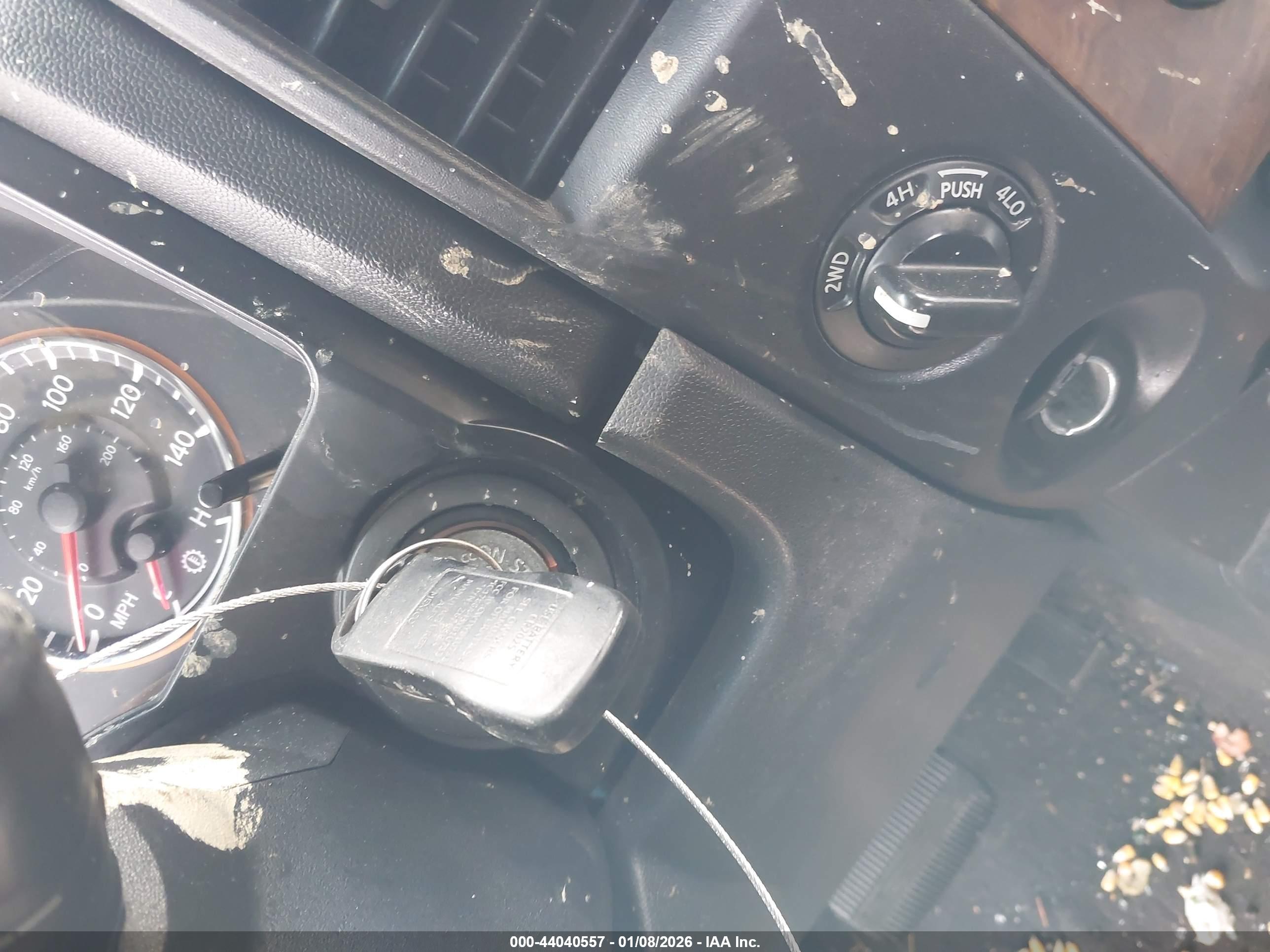 NISSAN TITAN image 11