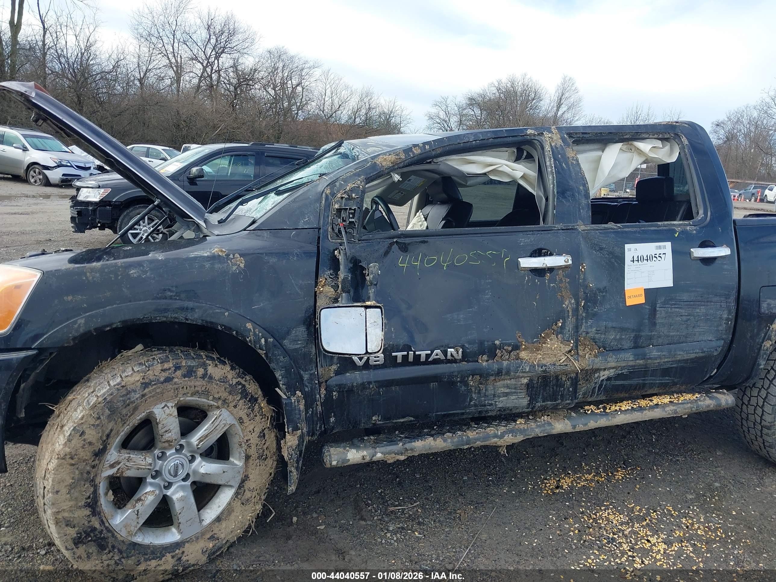 NISSAN TITAN image 6