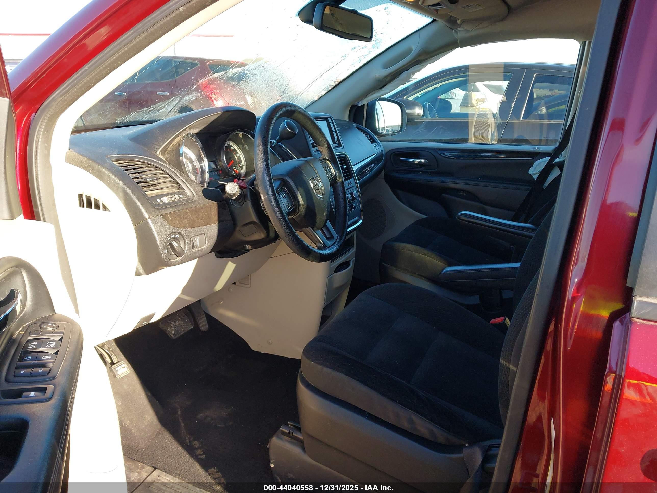 DODGE GRAND image 5