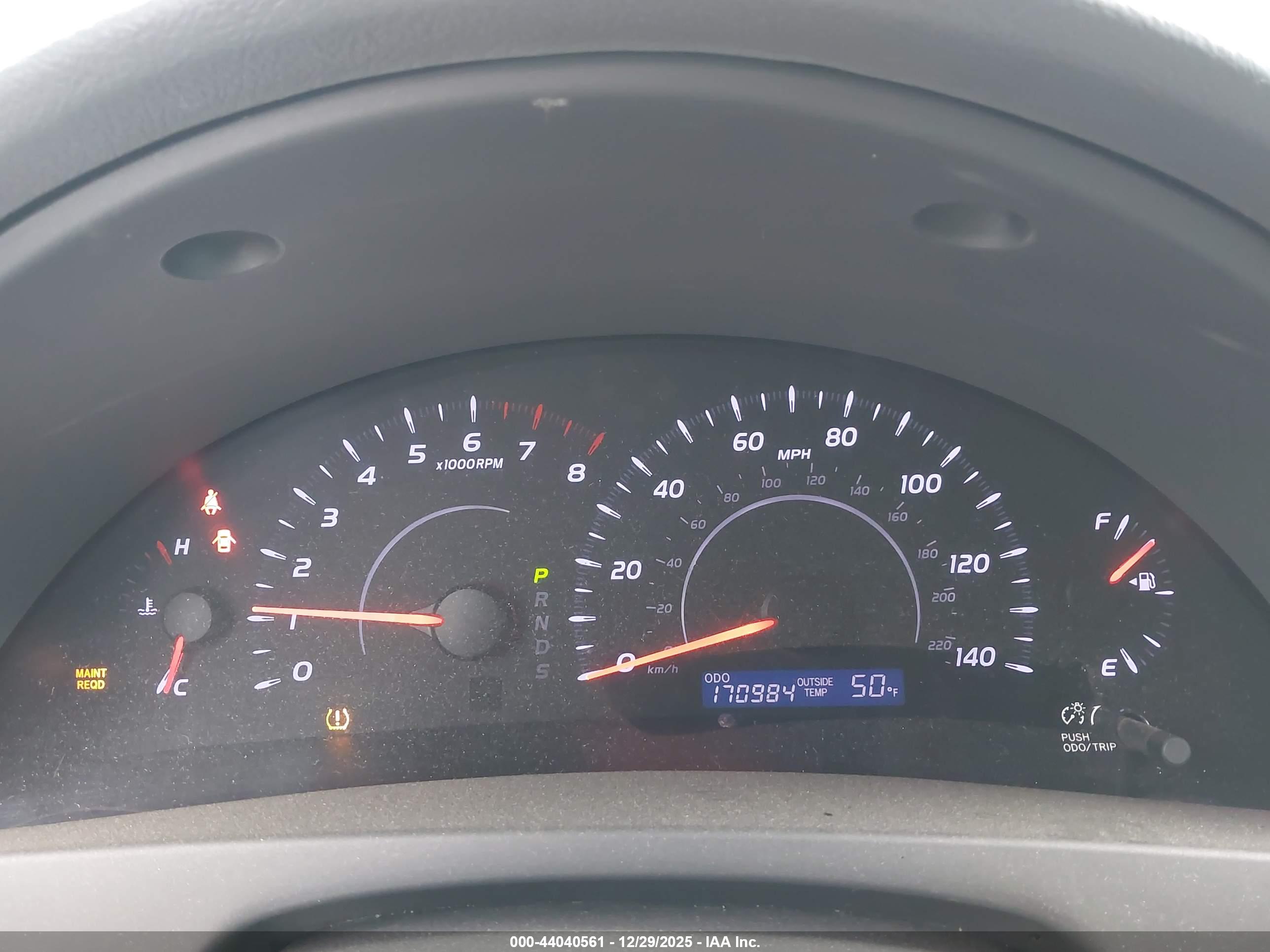 TOYOTA CAMRY image 7
