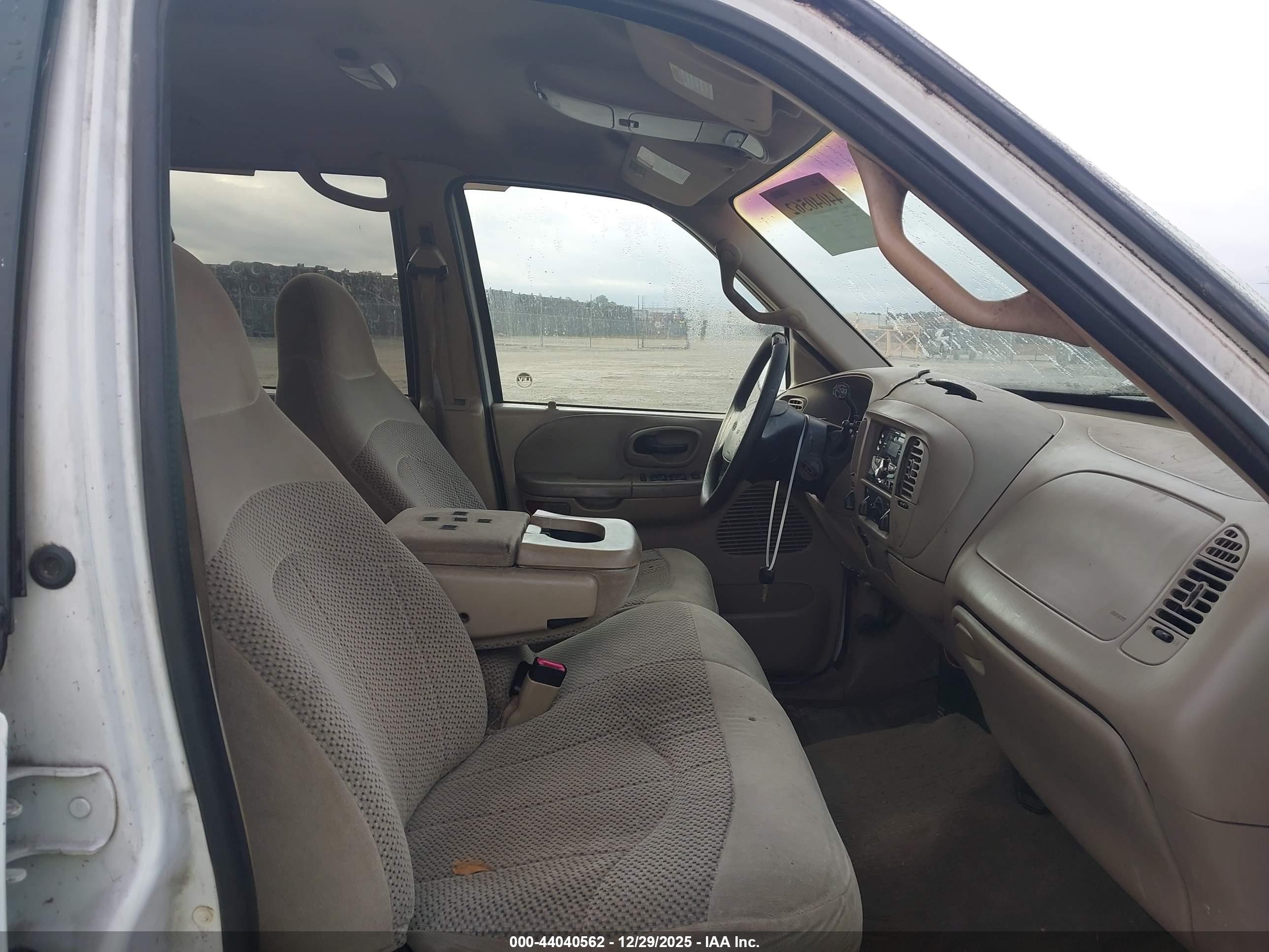 FORD F-150 image 5