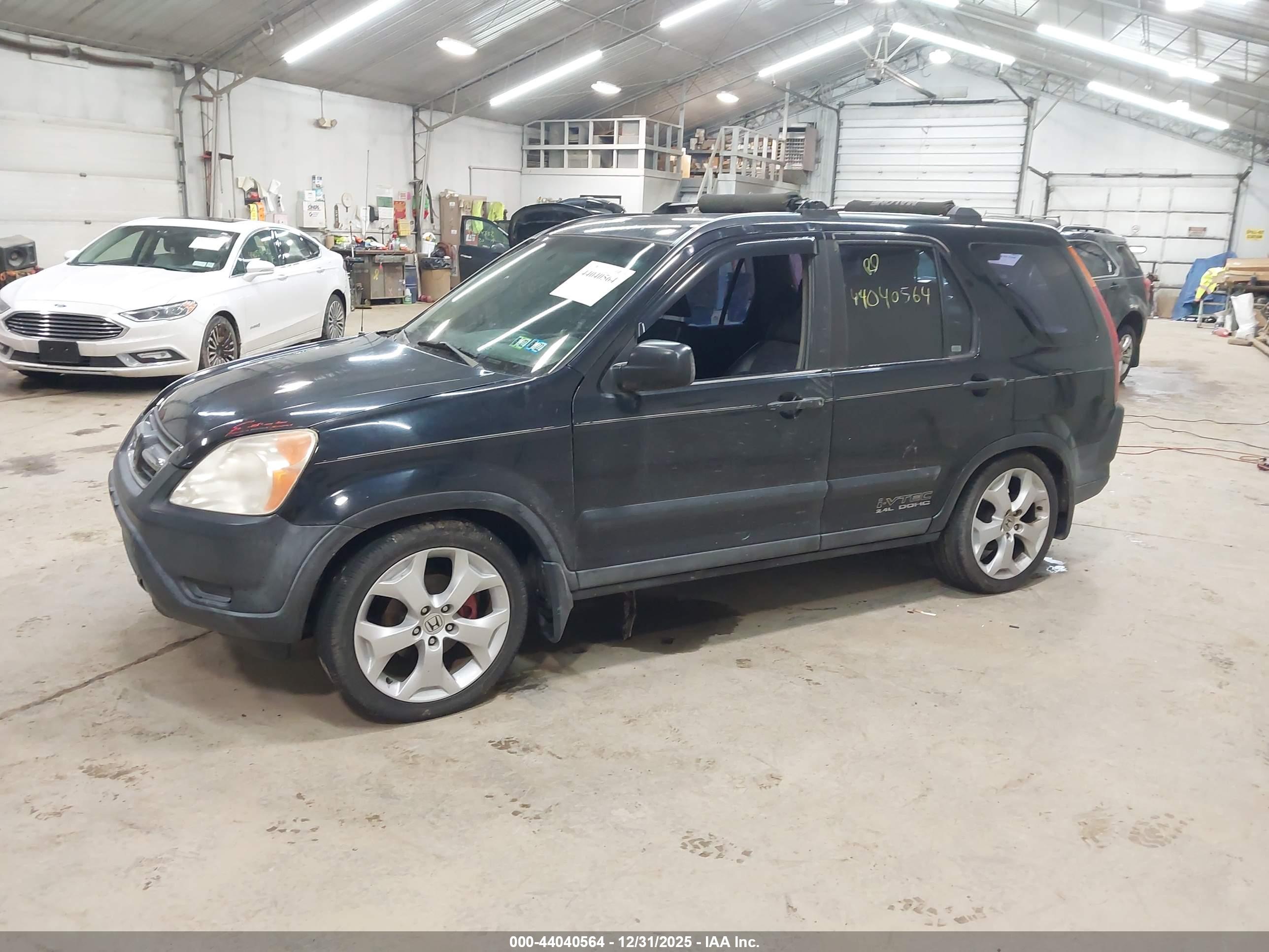 HONDA CR-V image 2
