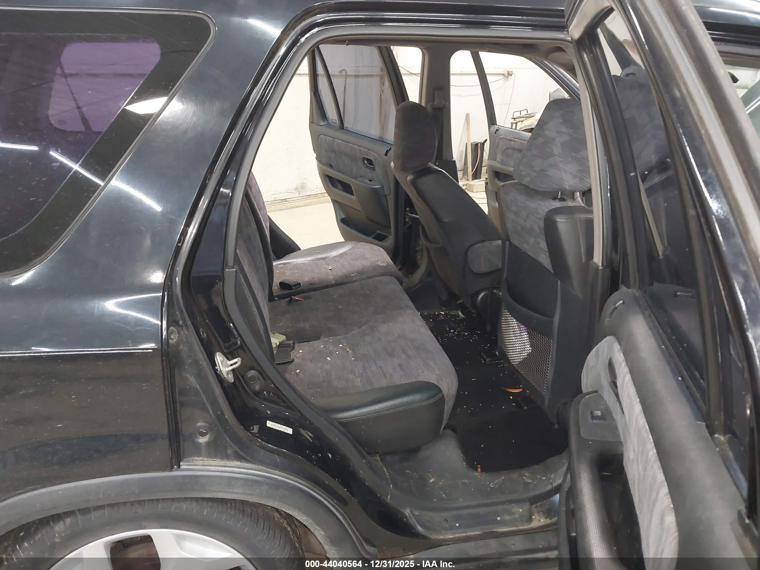 HONDA CR-V image 8