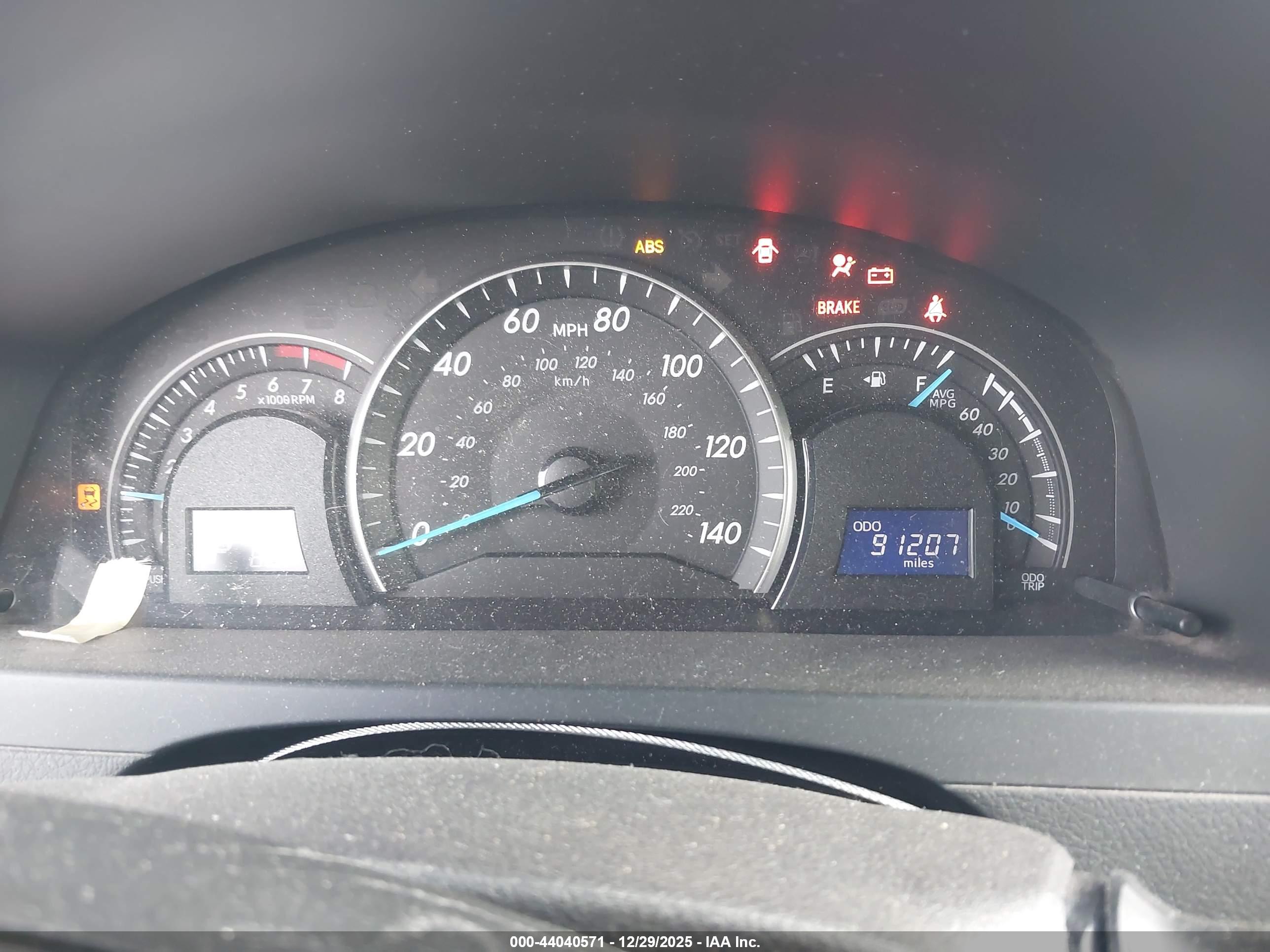 TOYOTA CAMRY image 7