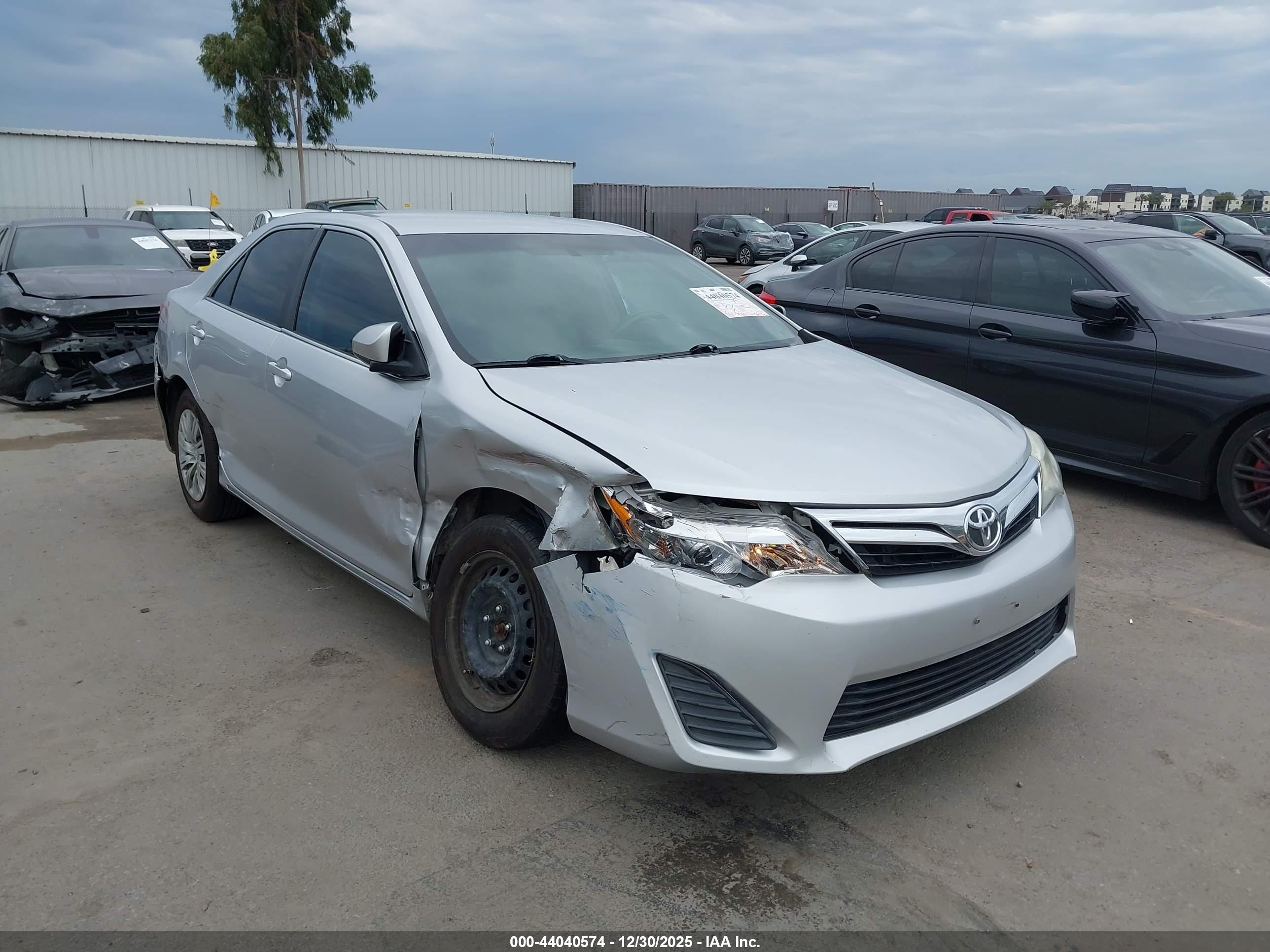 TOYOTA CAMRY image 6