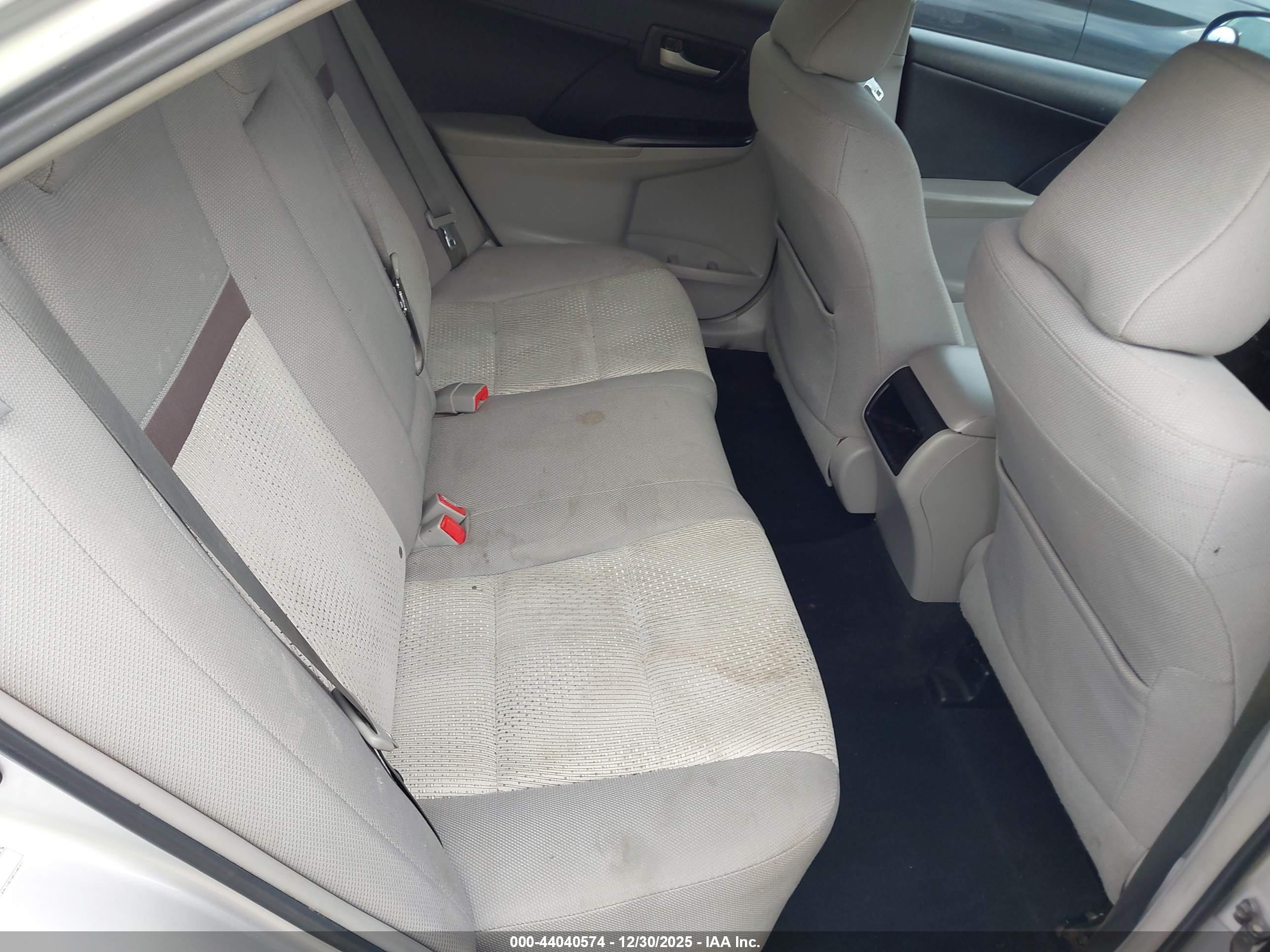 TOYOTA CAMRY image 8