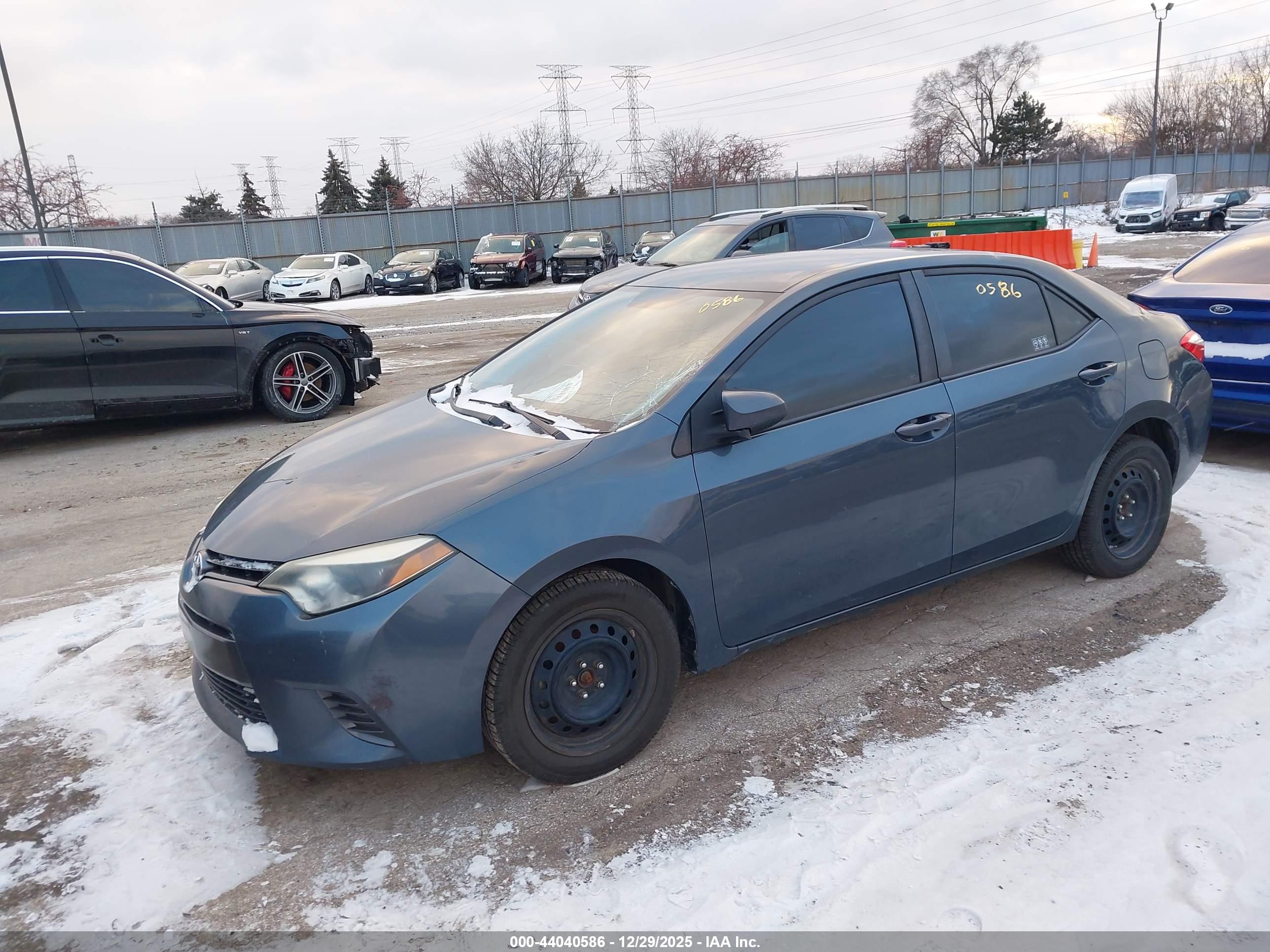 TOYOTA COROLLA image 2