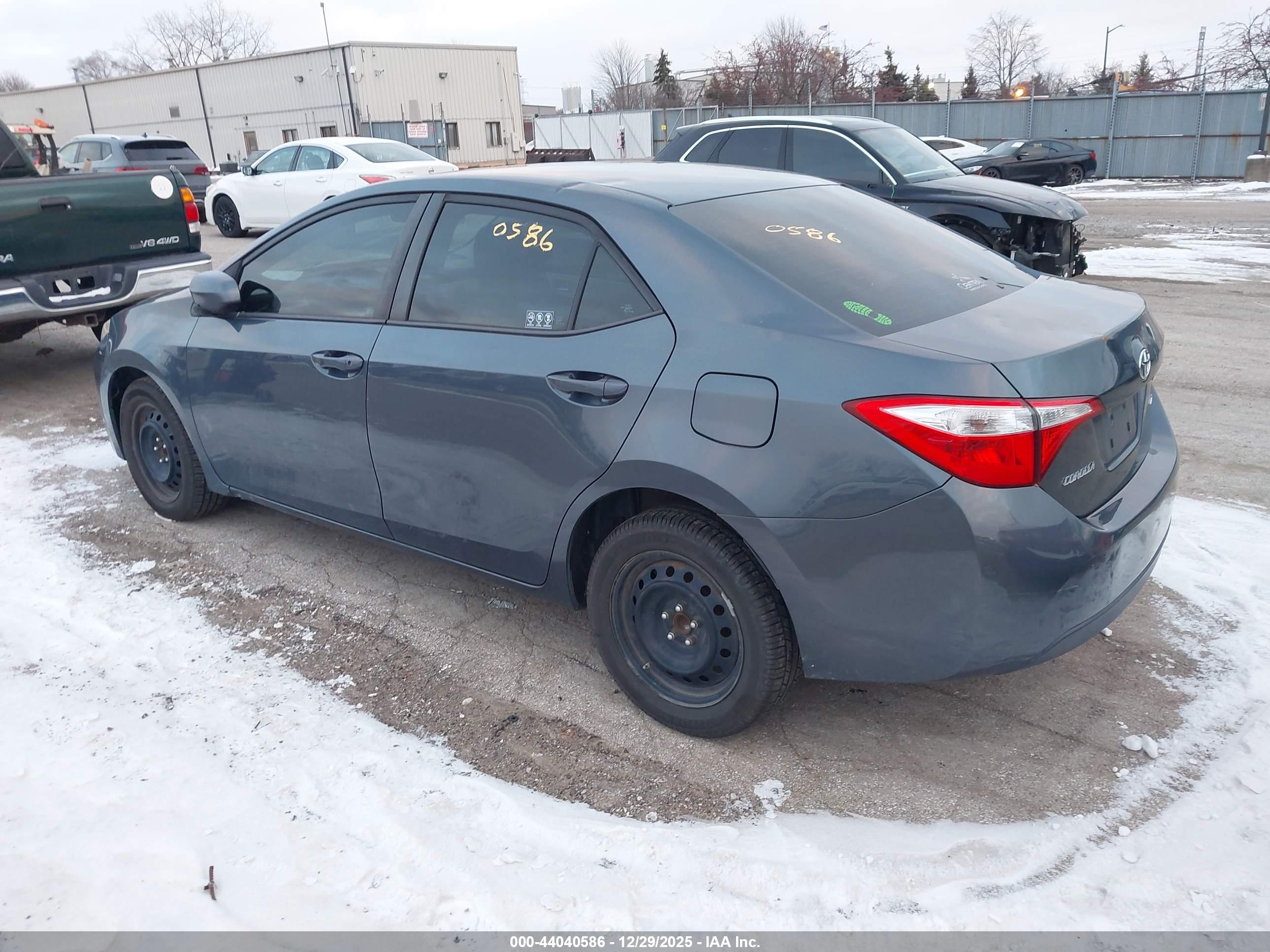 TOYOTA COROLLA image 3