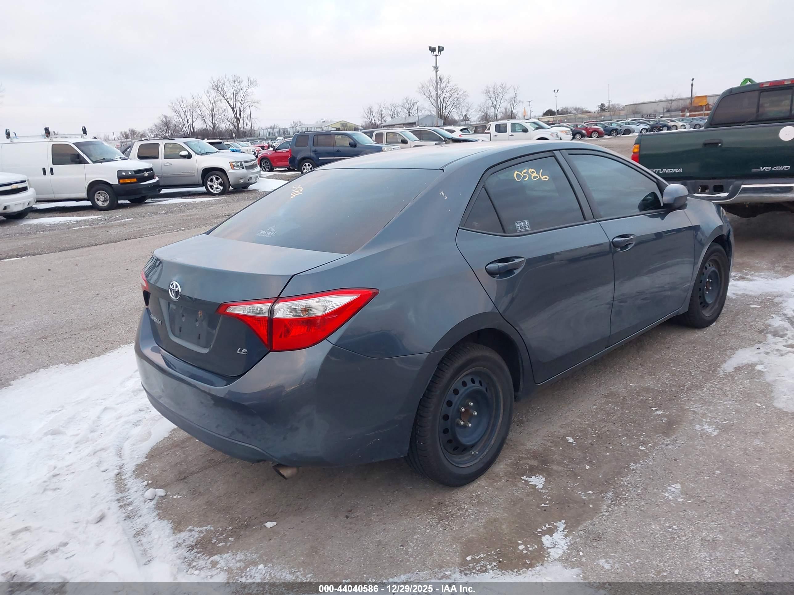 TOYOTA COROLLA image 4