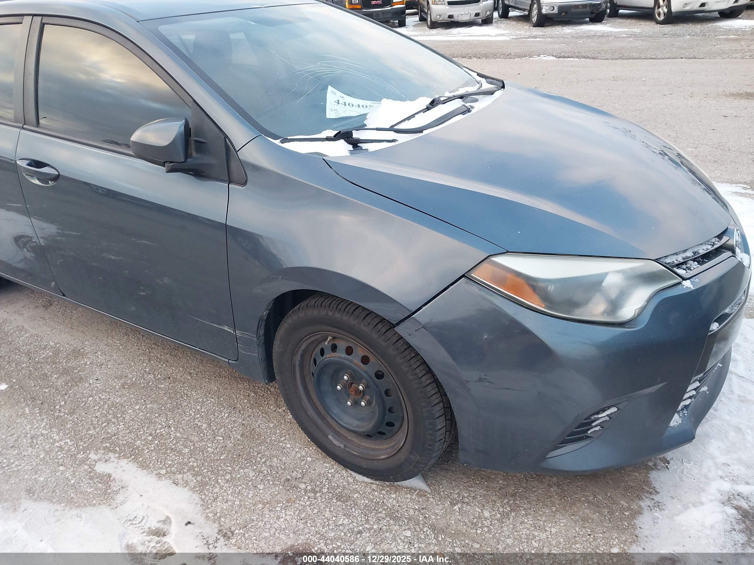 TOYOTA COROLLA image 6