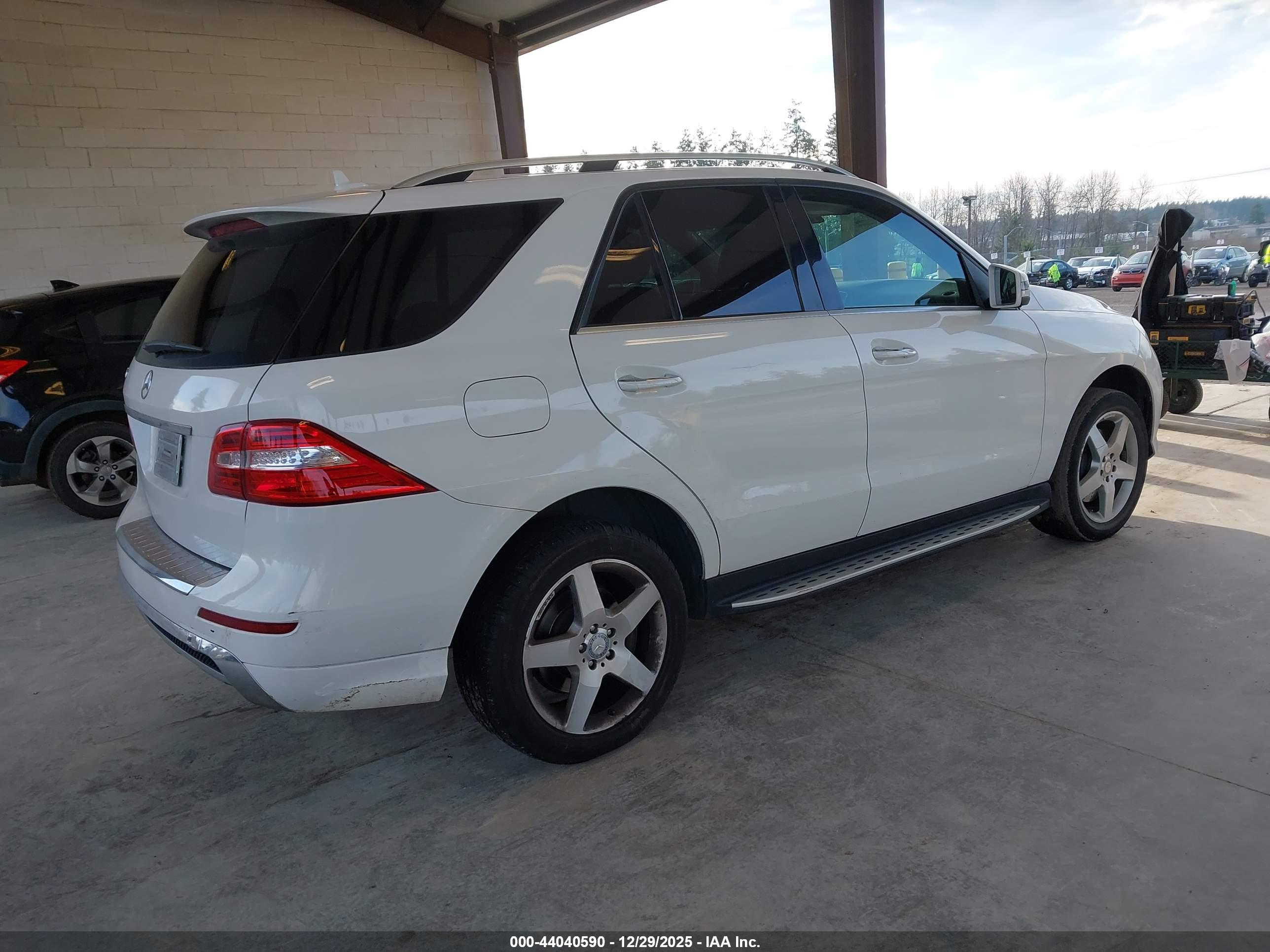MERCEDES-BENZ ML image 4