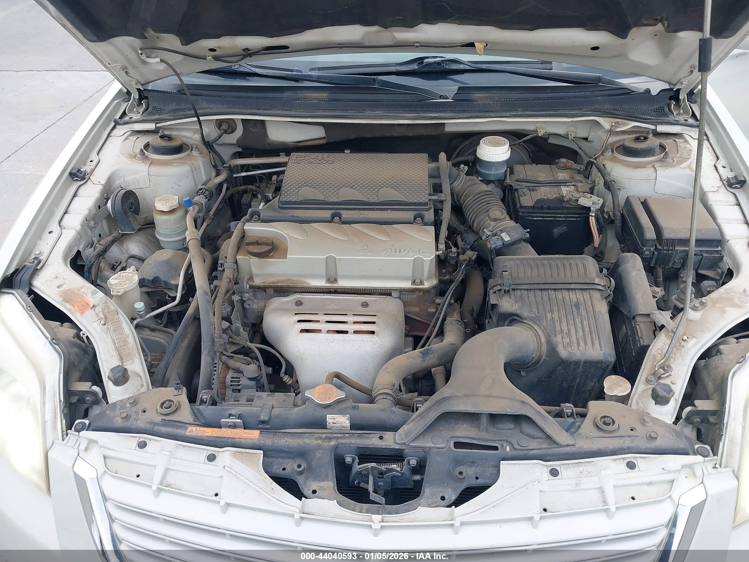 MITSUBISHI GALANT image 10