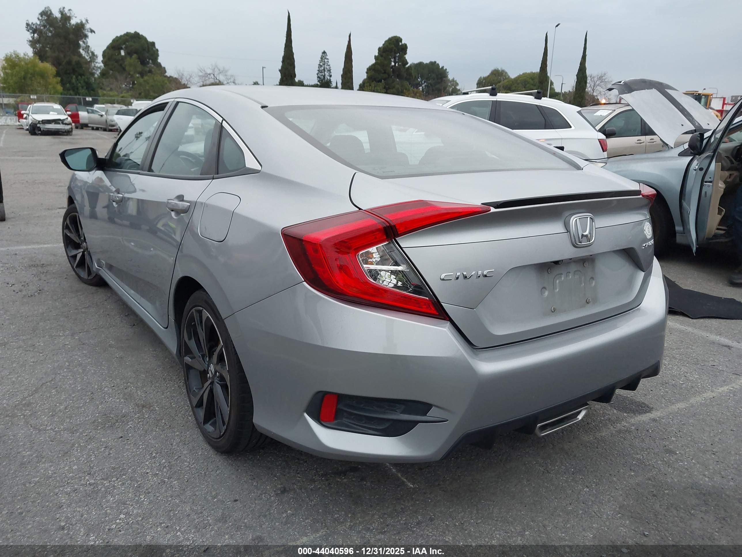 HONDA CIVIC image 3