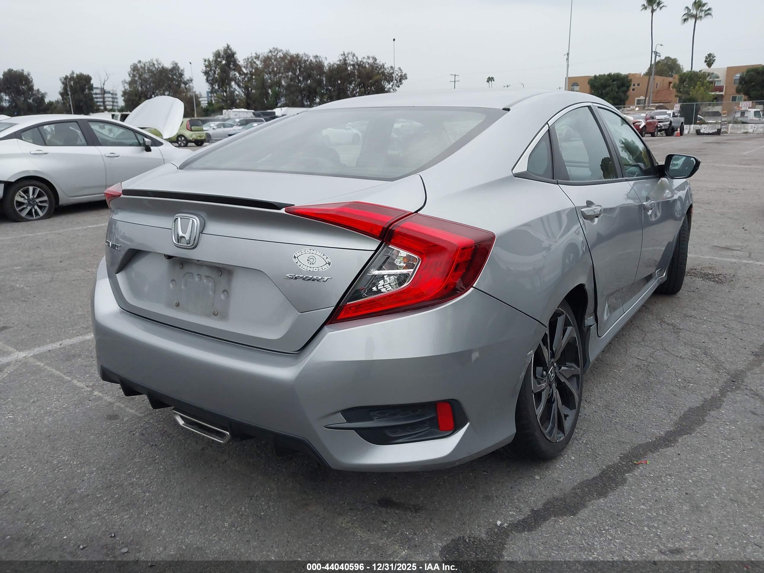 HONDA CIVIC image 4