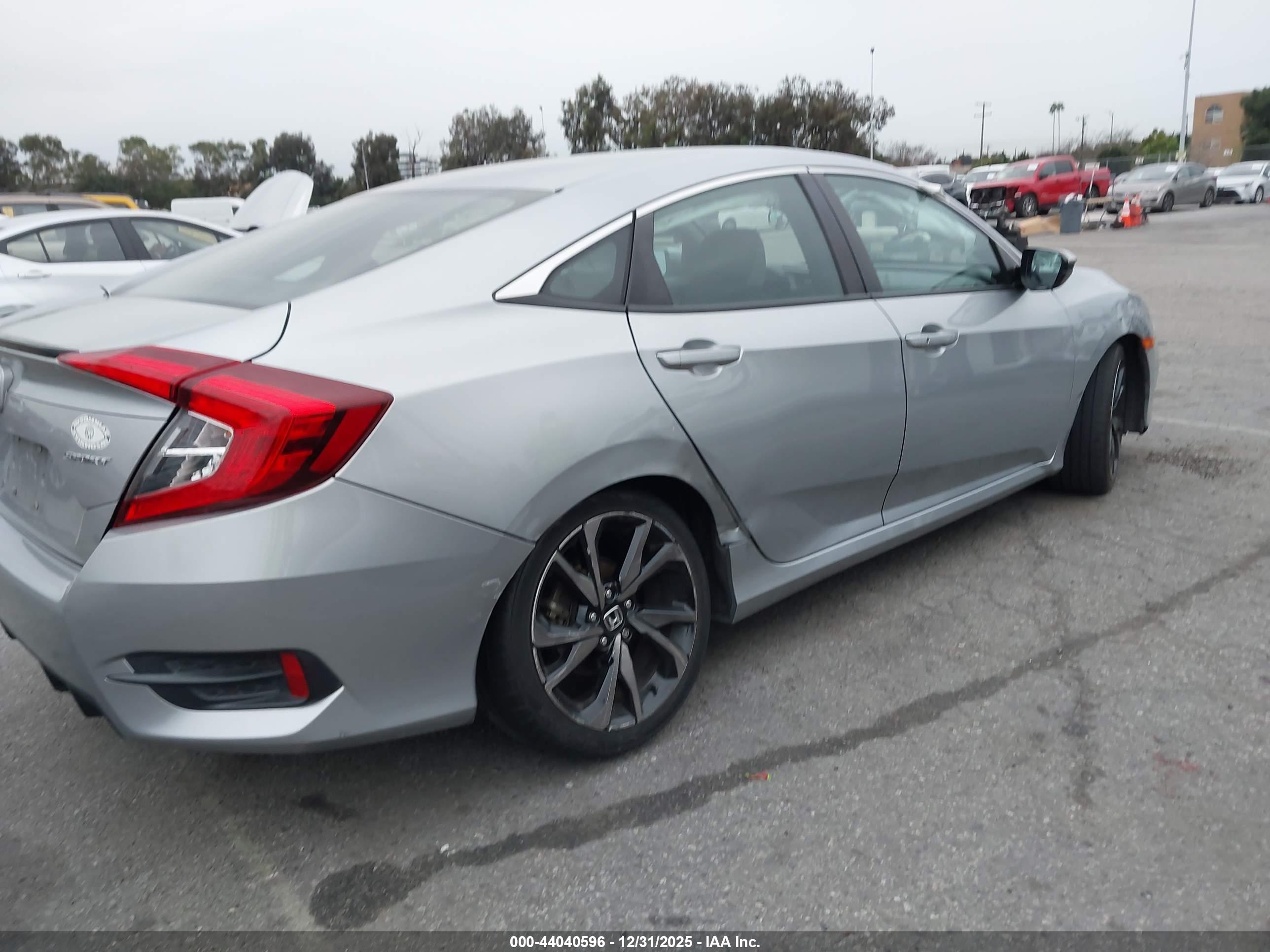 HONDA CIVIC image 6
