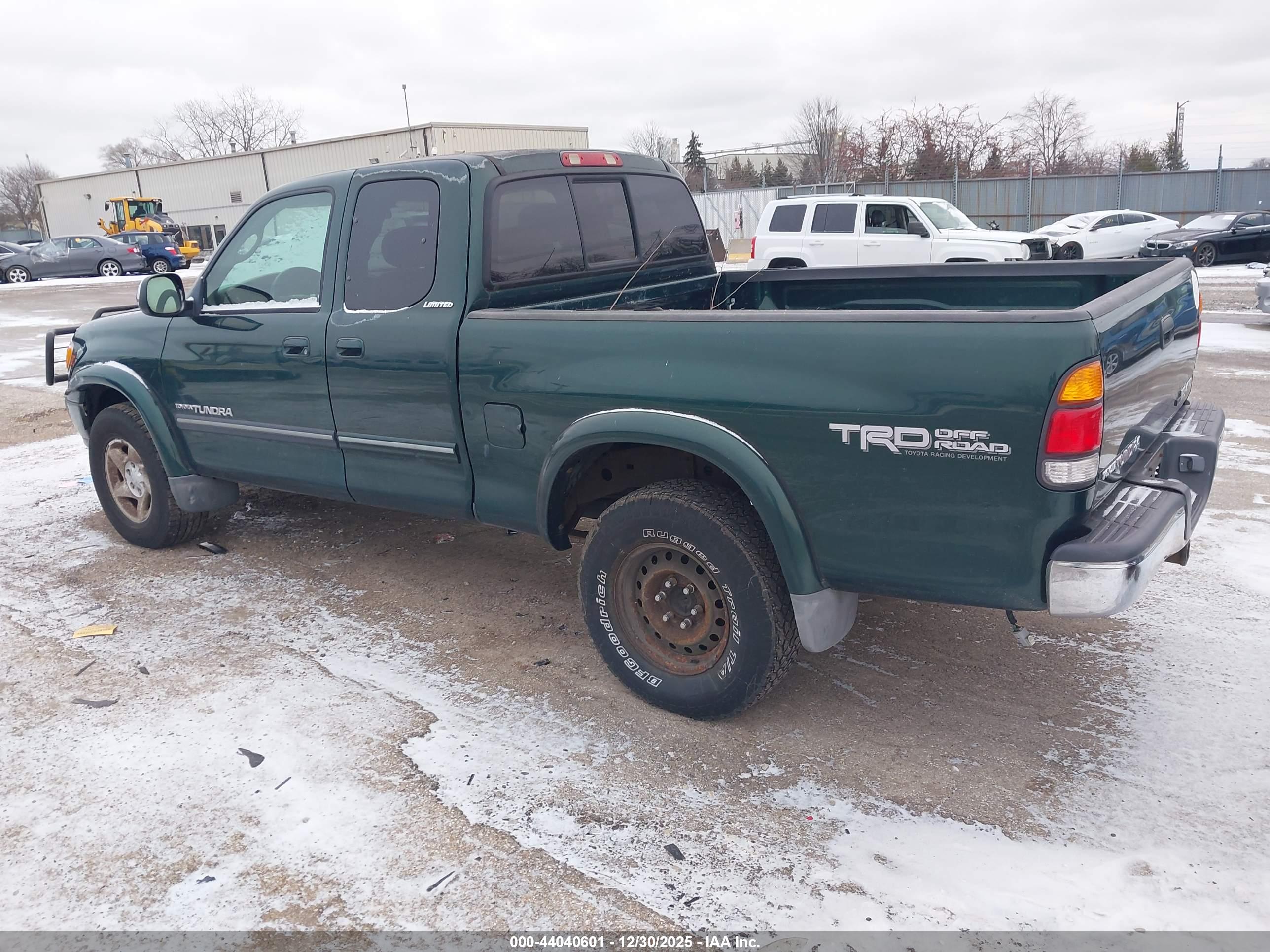 TOYOTA TUNDRA image 3
