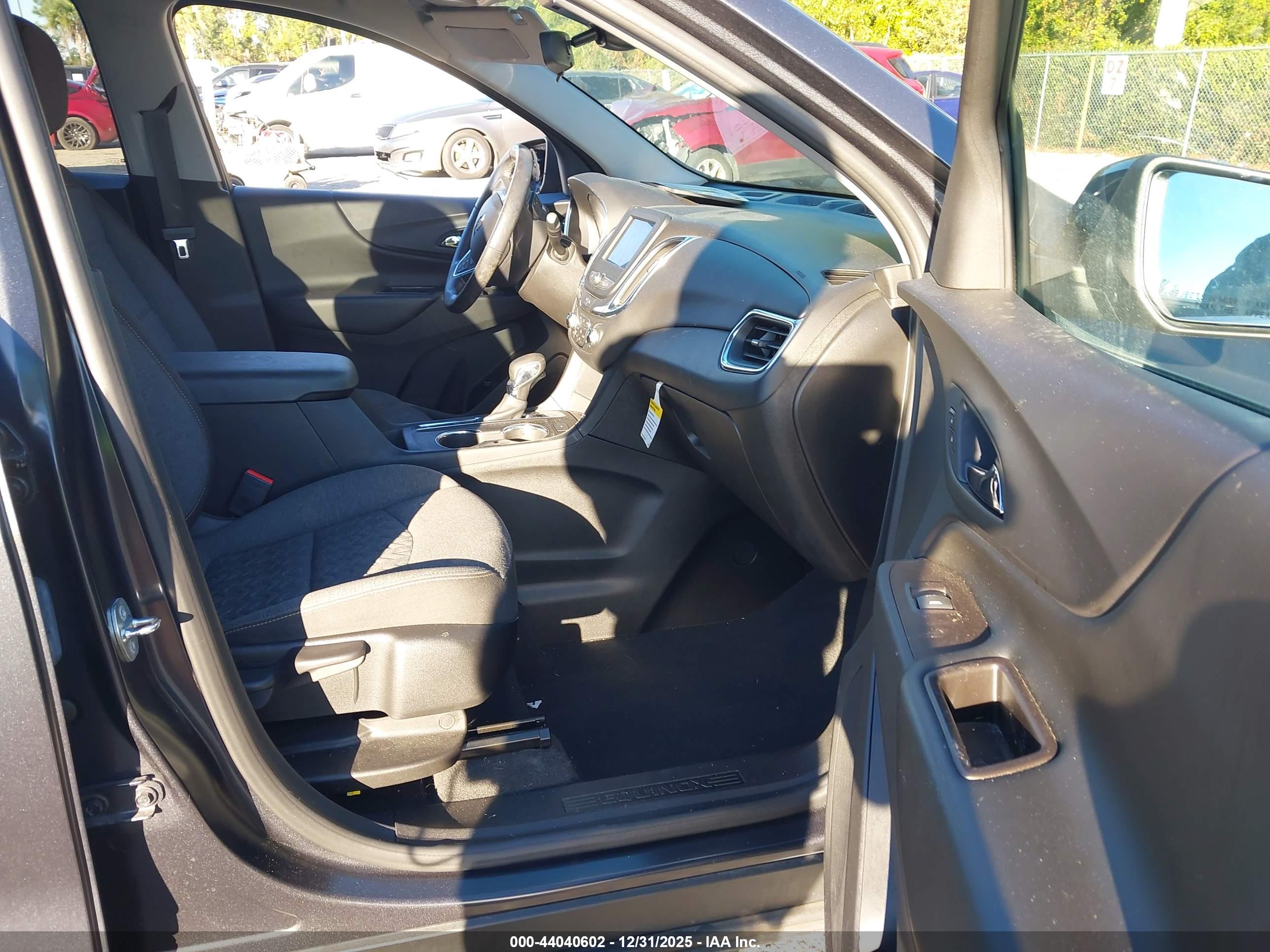 CHEVROLET EQUINOX image 5
