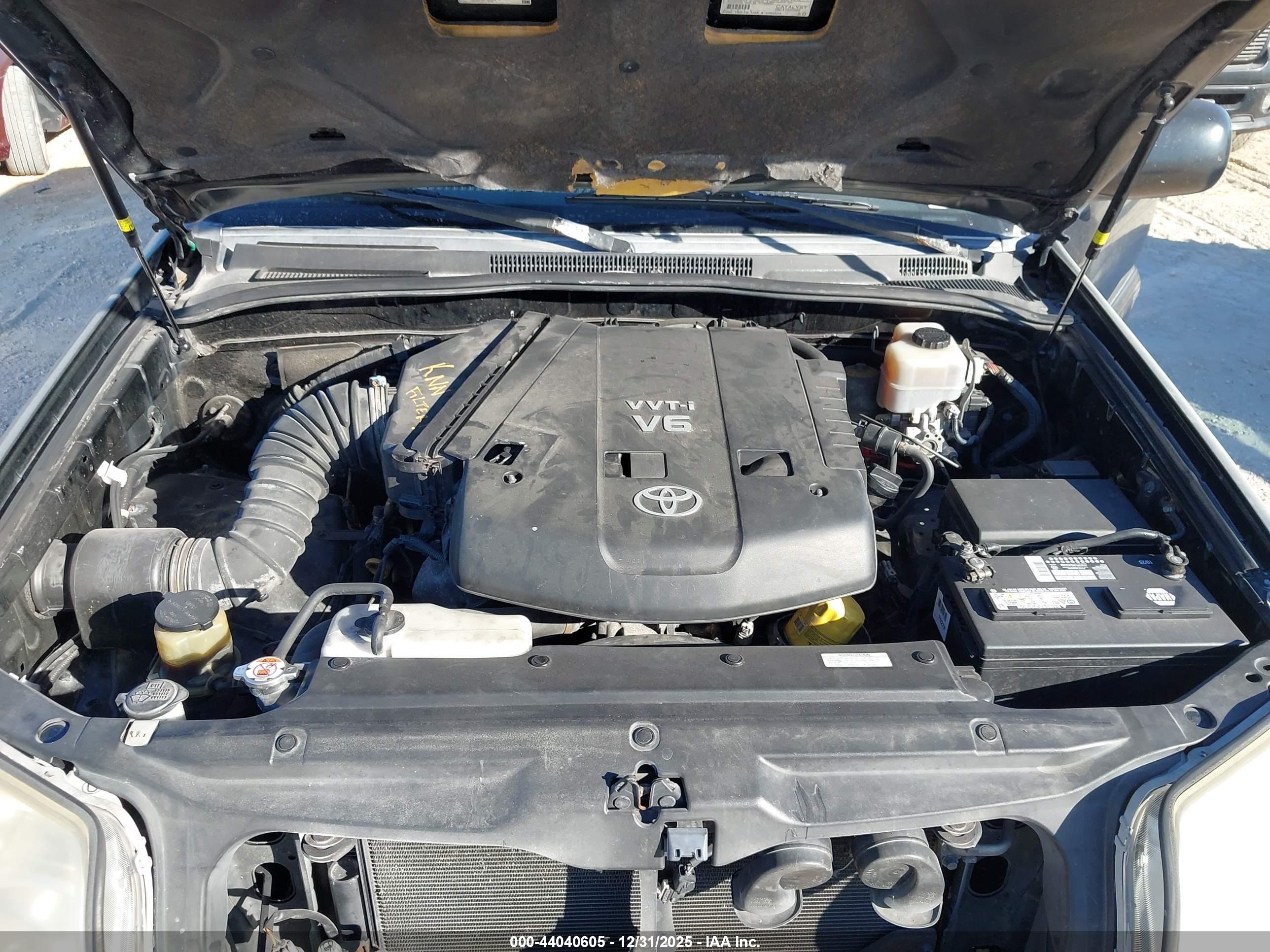 TOYOTA 4RUNNER image 10