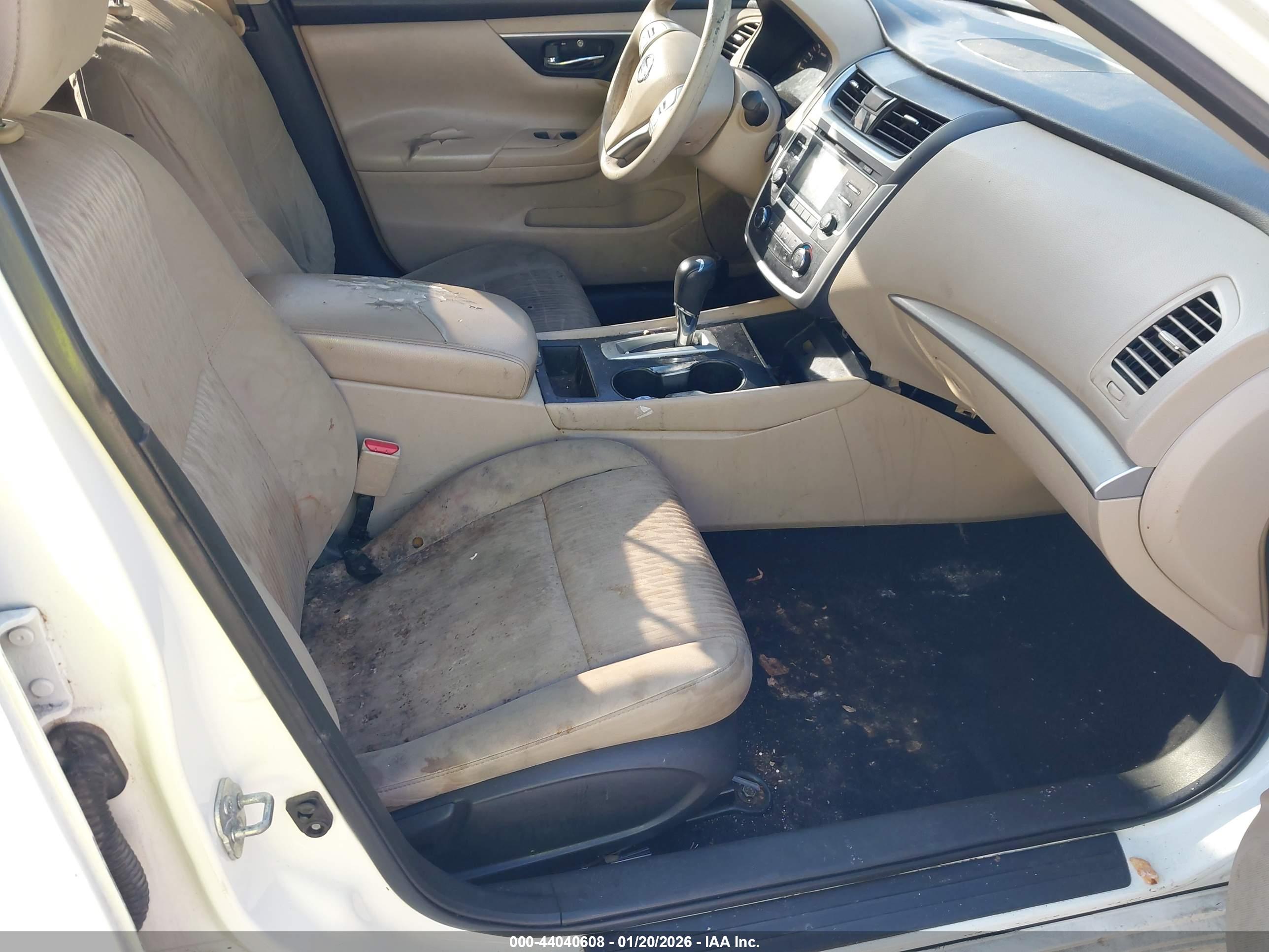 NISSAN ALTIMA image 5