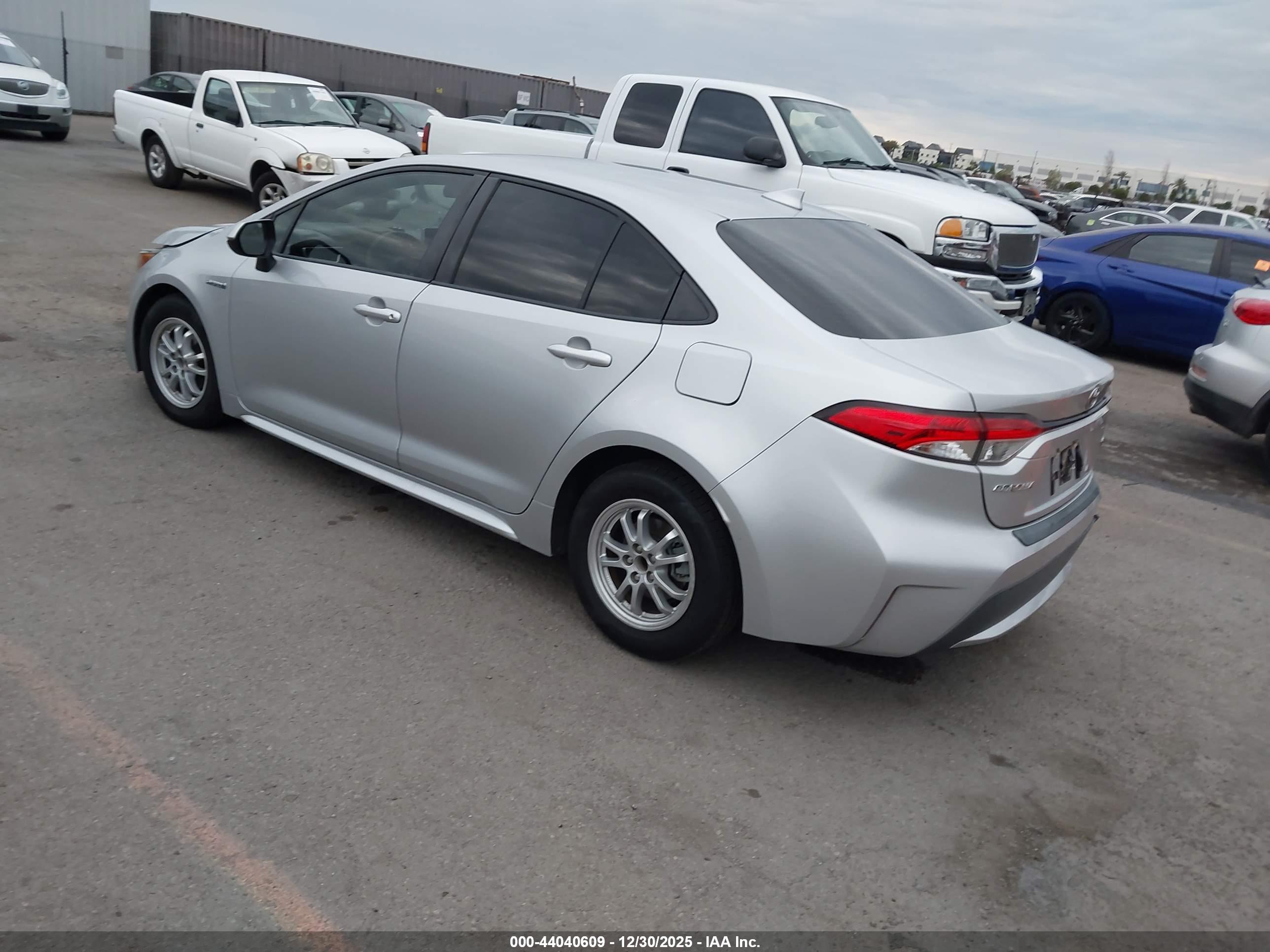 TOYOTA COROLLA image 3