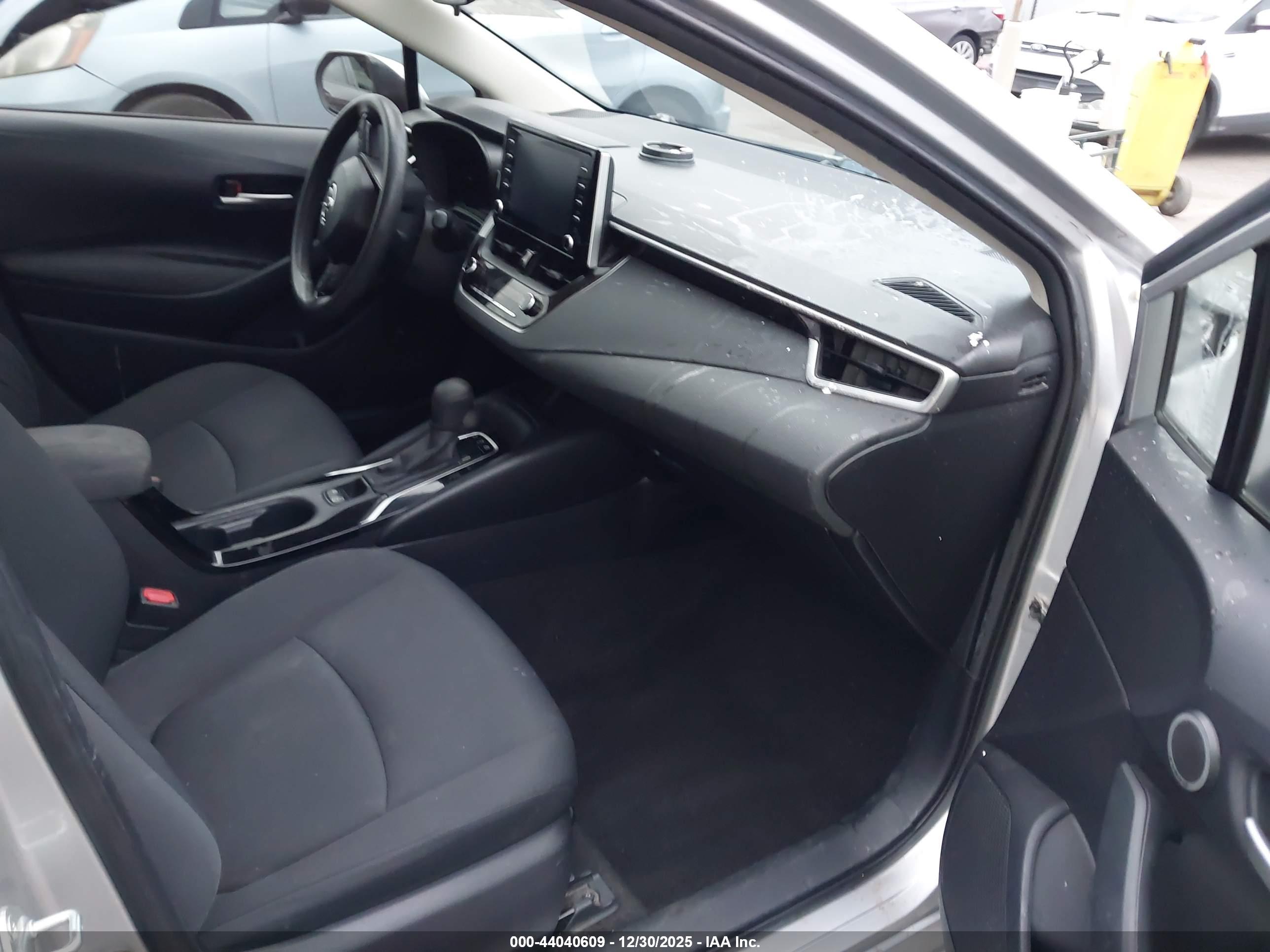 TOYOTA COROLLA image 5