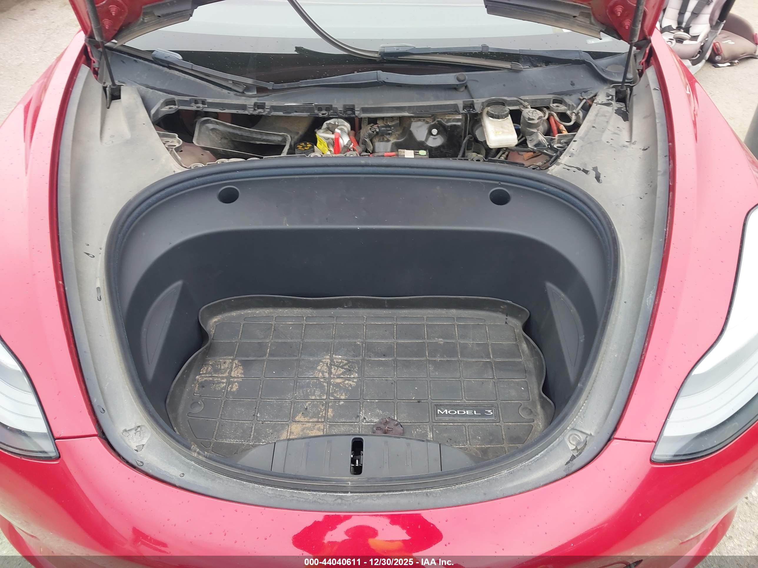 TESLA MODEL image 10
