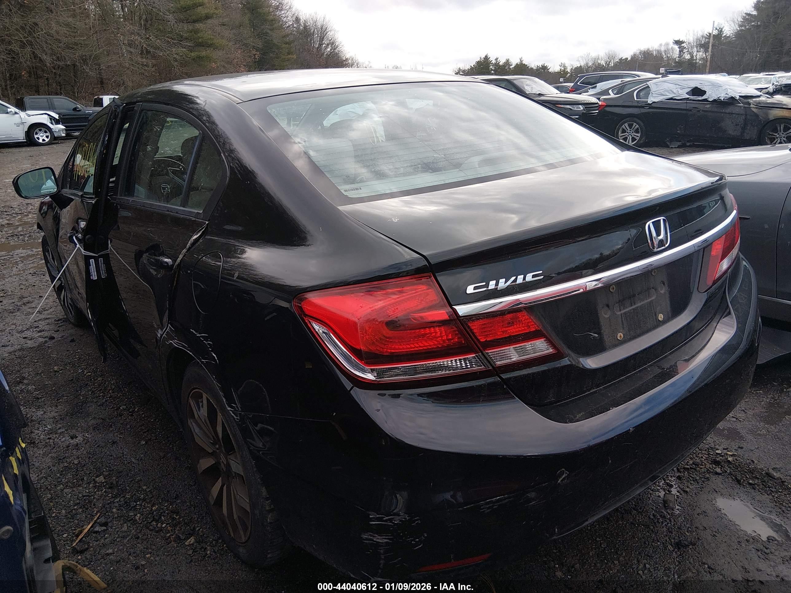 HONDA CIVIC image 3